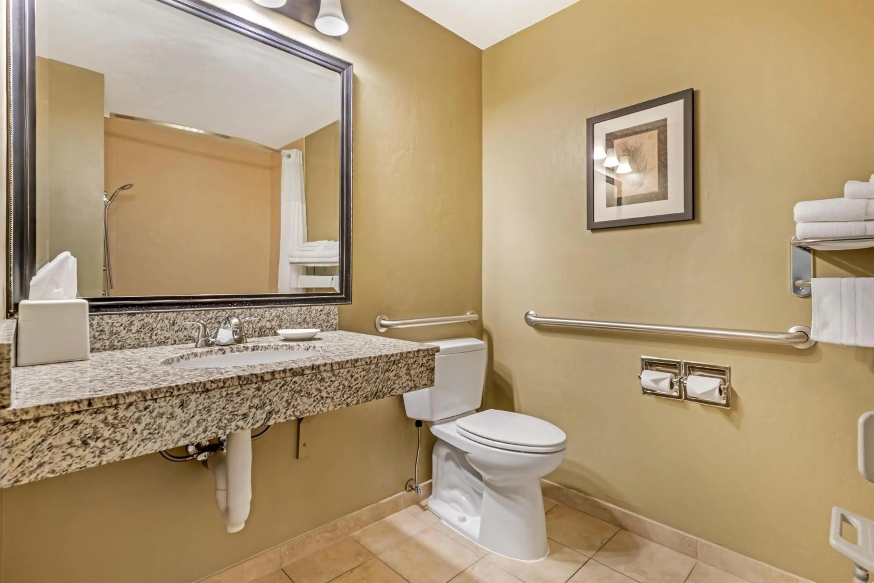 Bathroom in Best Western Plus Canyon Pines