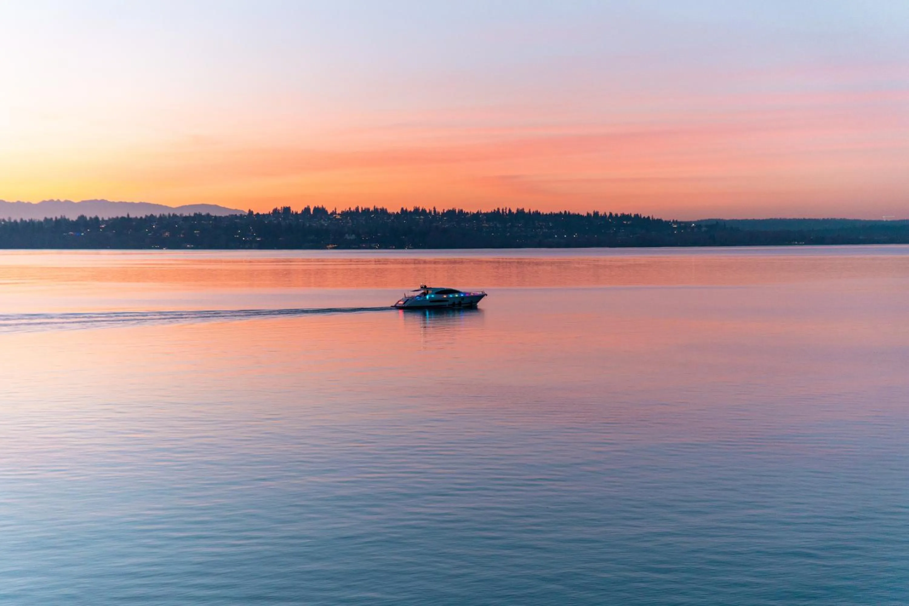 Natural landscape in The Woodmark Hotel & Still Spa on Lake Washington
