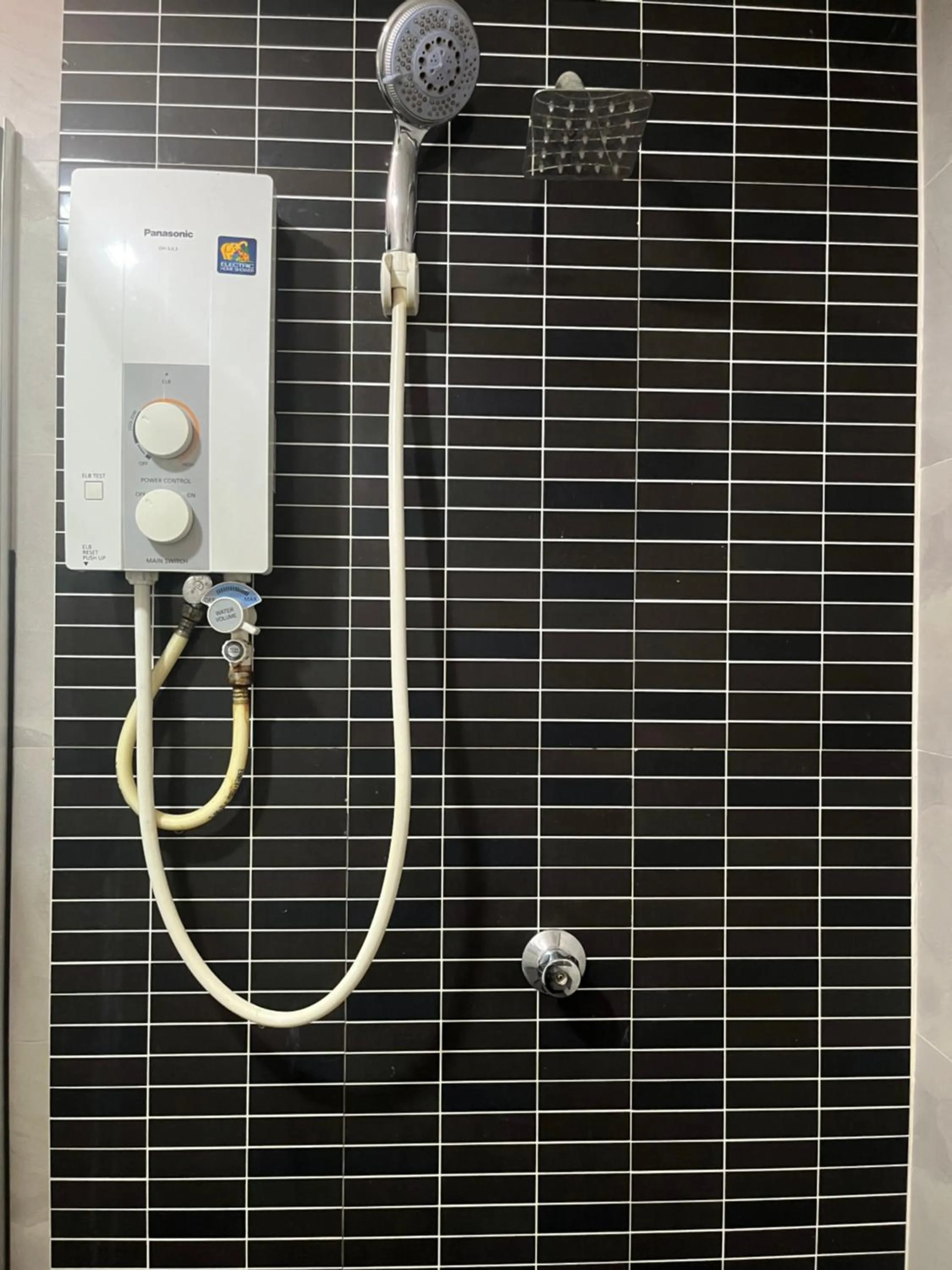 Bathroom in White Lodge