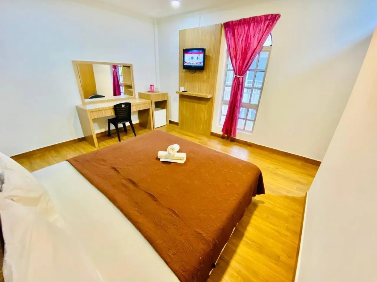 TV and multimedia, Bed in Landcons Hotel & Resort