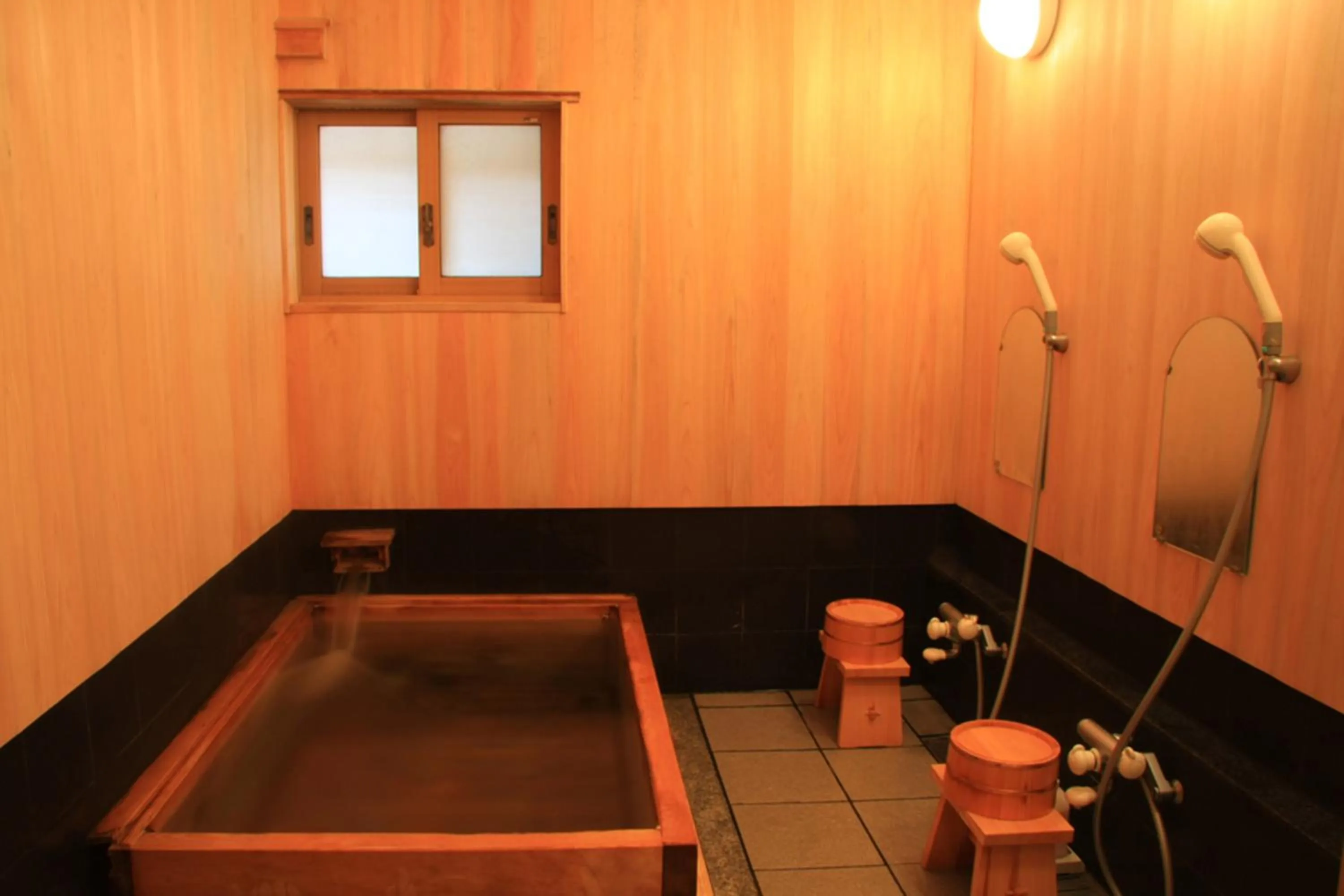 Public Bath in Ryokan Motonago