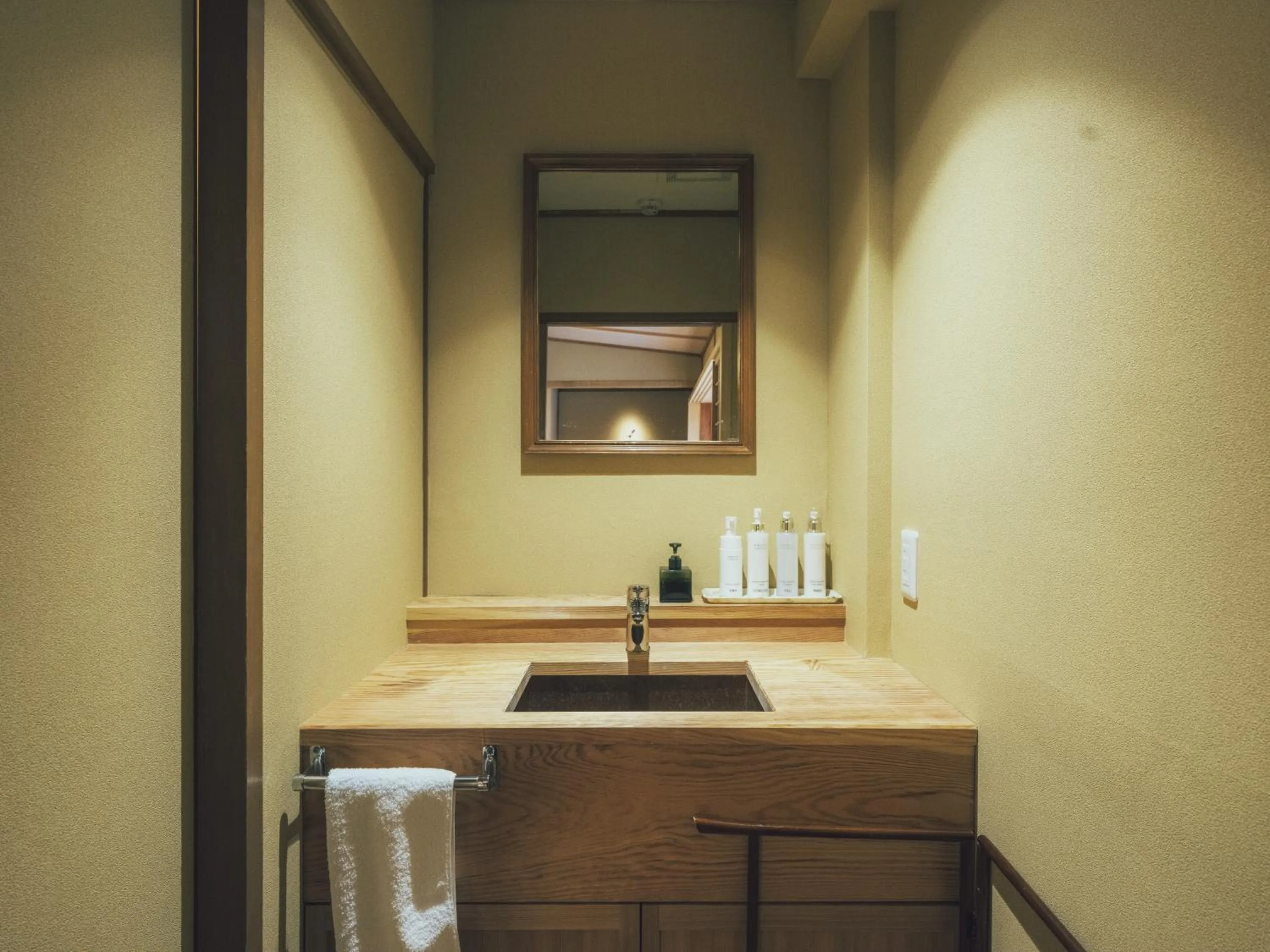 Photo of the whole room in Ryokan Motonago