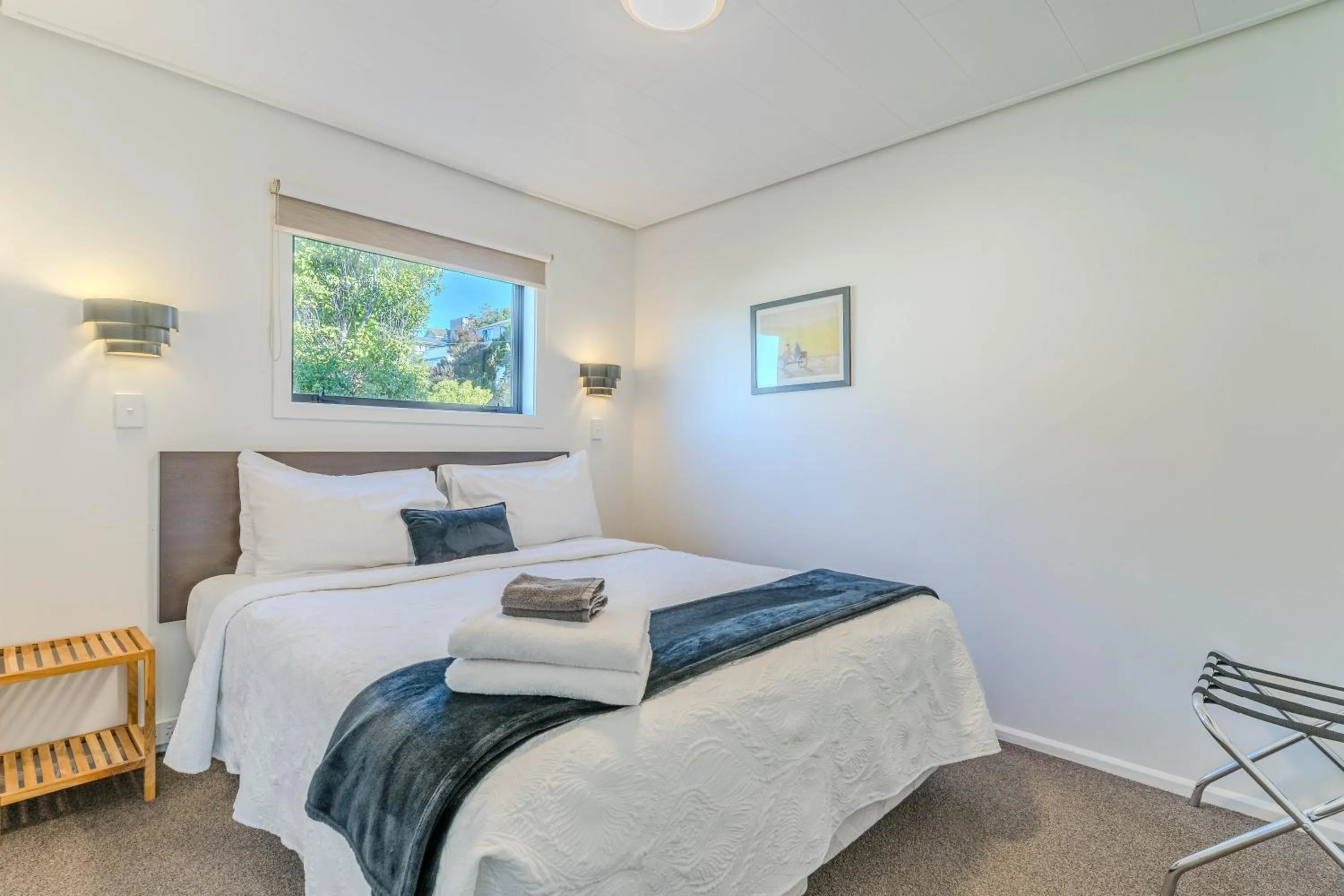 Bed in George Street Motel Apartments