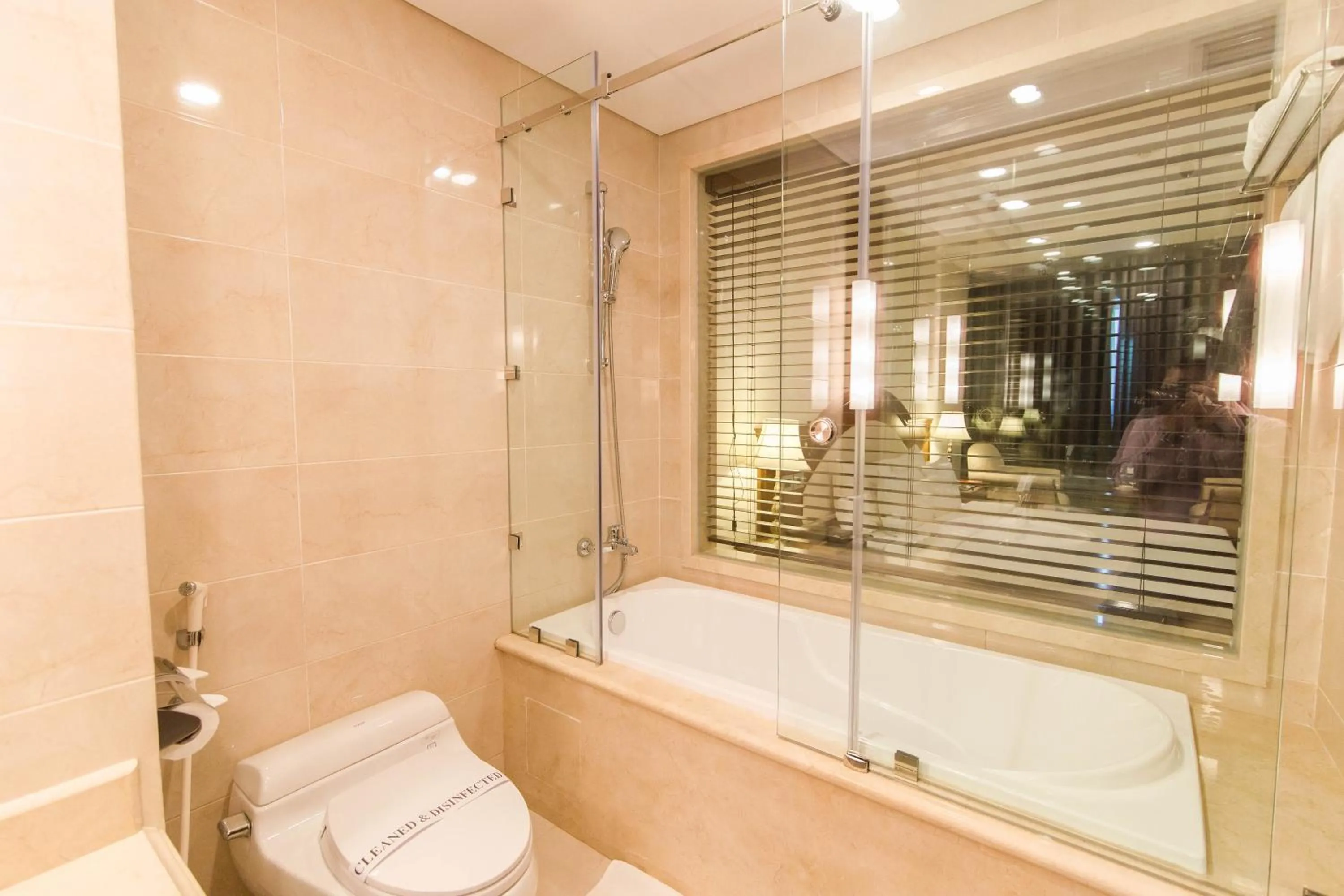 Bathroom in Sai Gon Ha Long Hotel