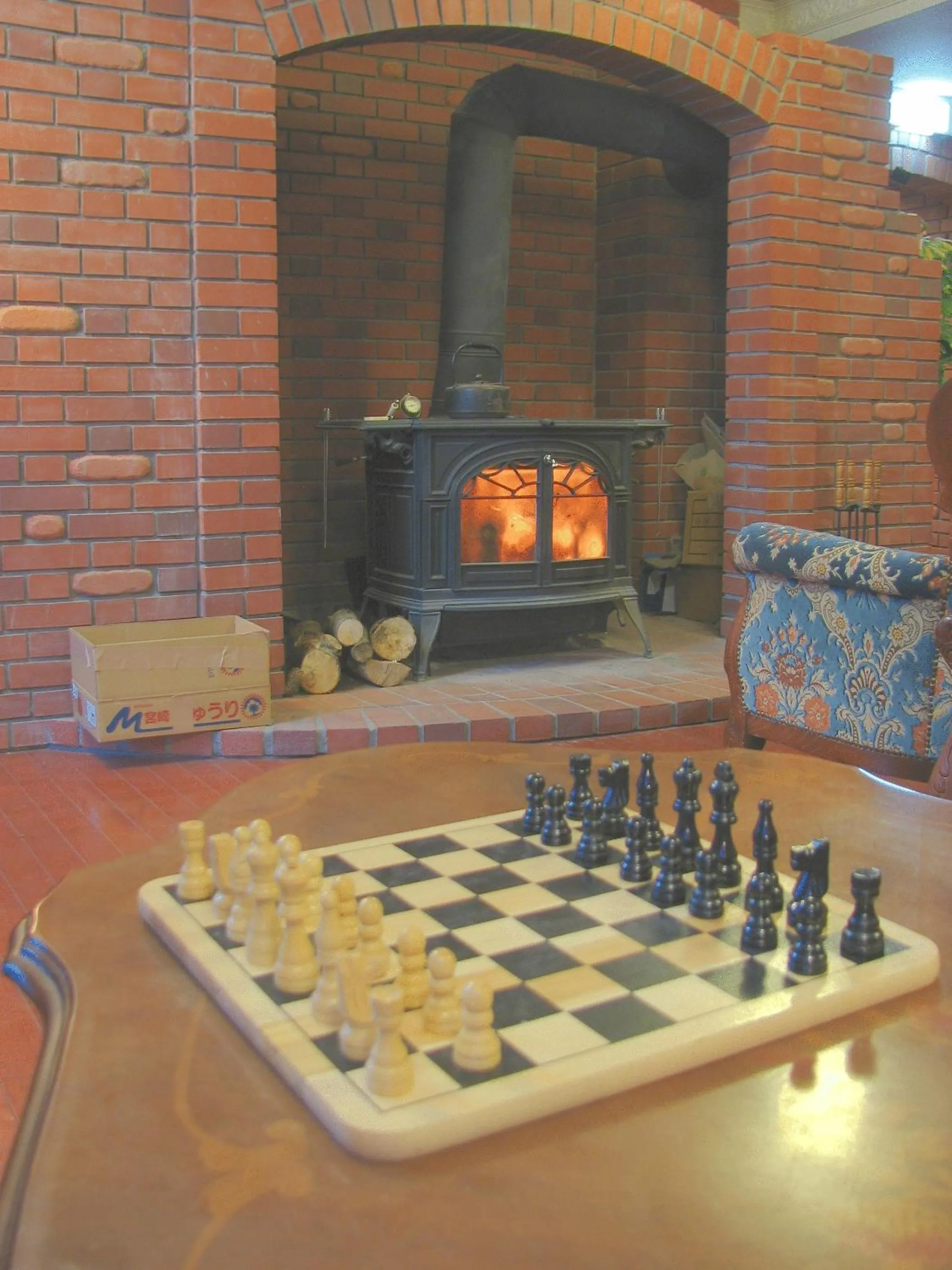 Communal lounge/ TV room in Niseko Freedom Inn