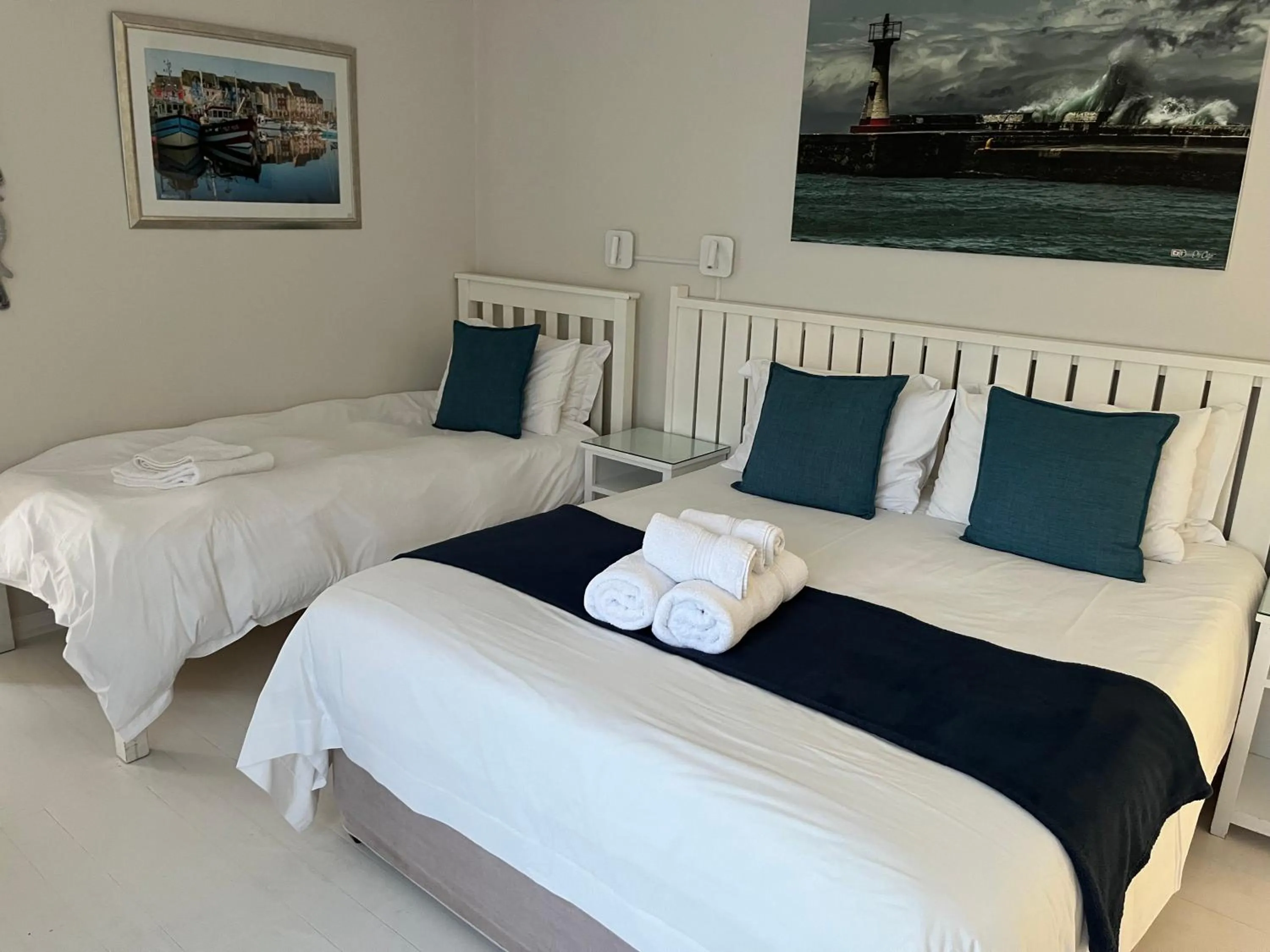 Superior Triple Room - single occupancy in Brenton Beach House