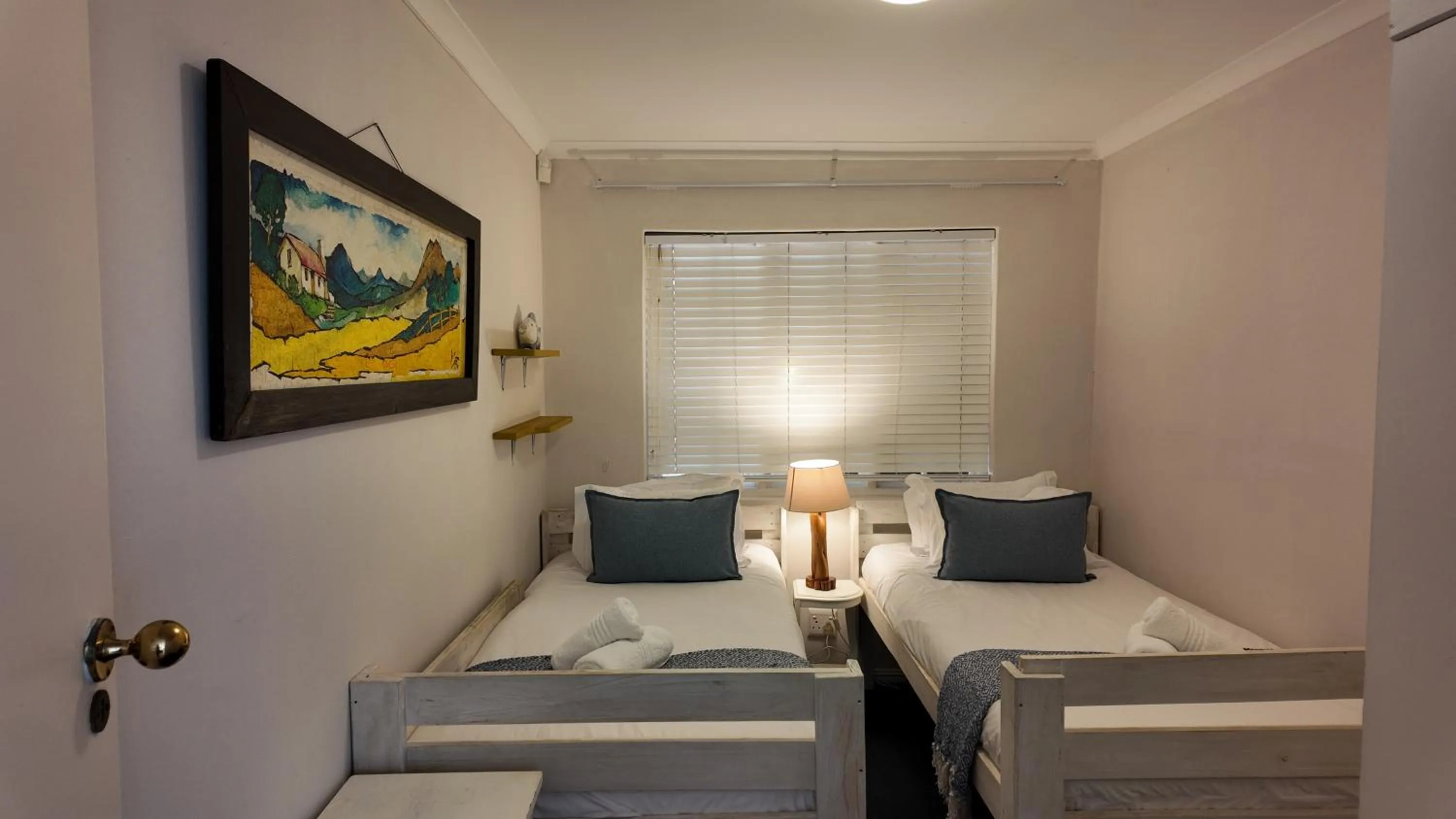 Bedroom, Bed in Brenton Beach House