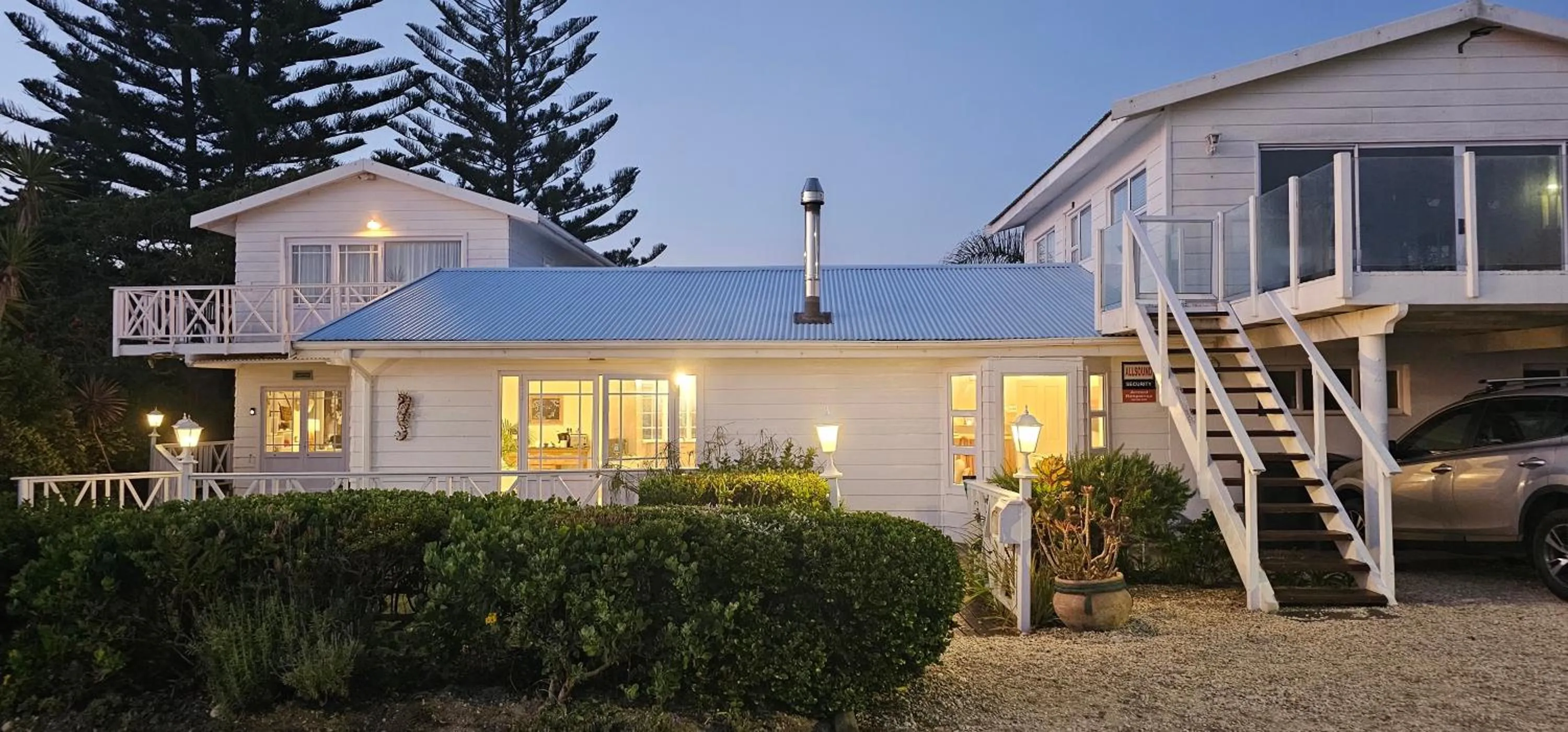 Property building in Brenton Beach House