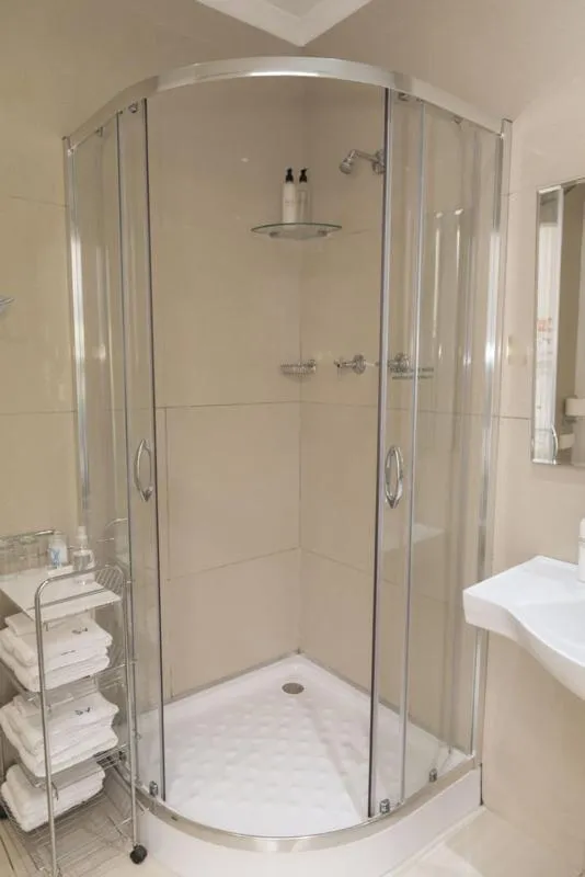 Shower in South Villa Guesthouse&Garden