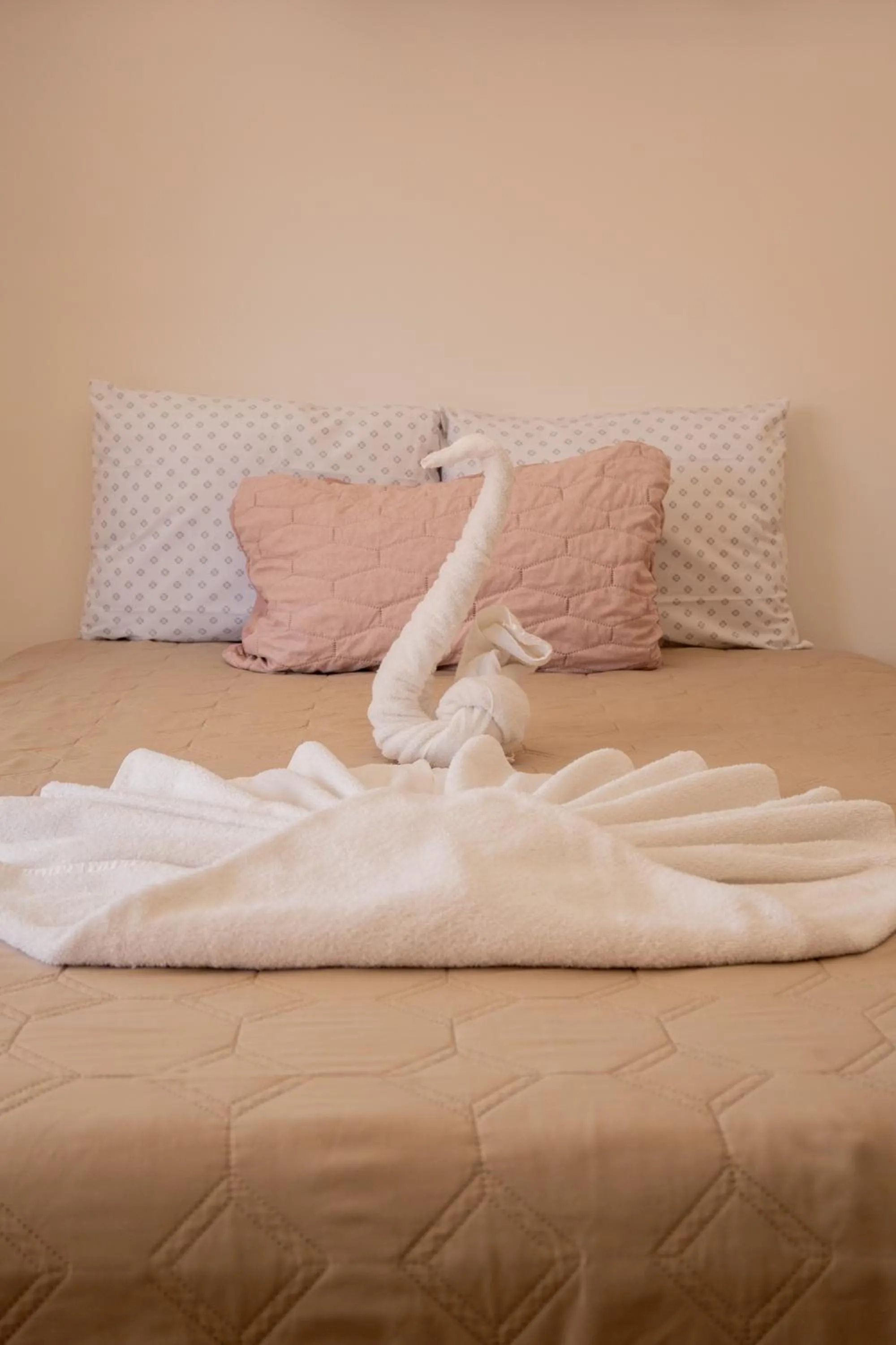 Bed in Cancún Suites Apartments - Hotel Zone