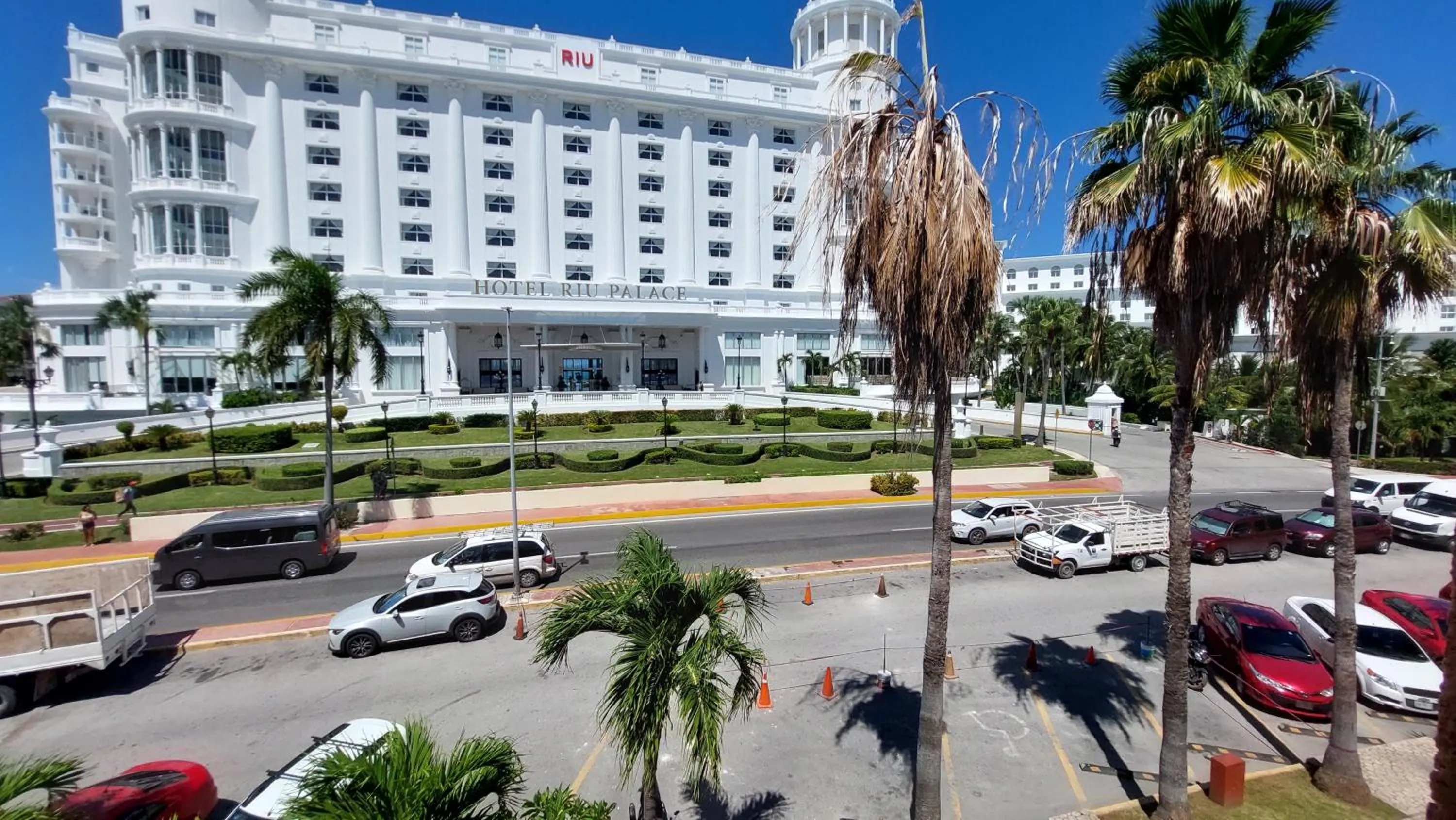 Street view in Cancún Suites Apartments - Hotel Zone