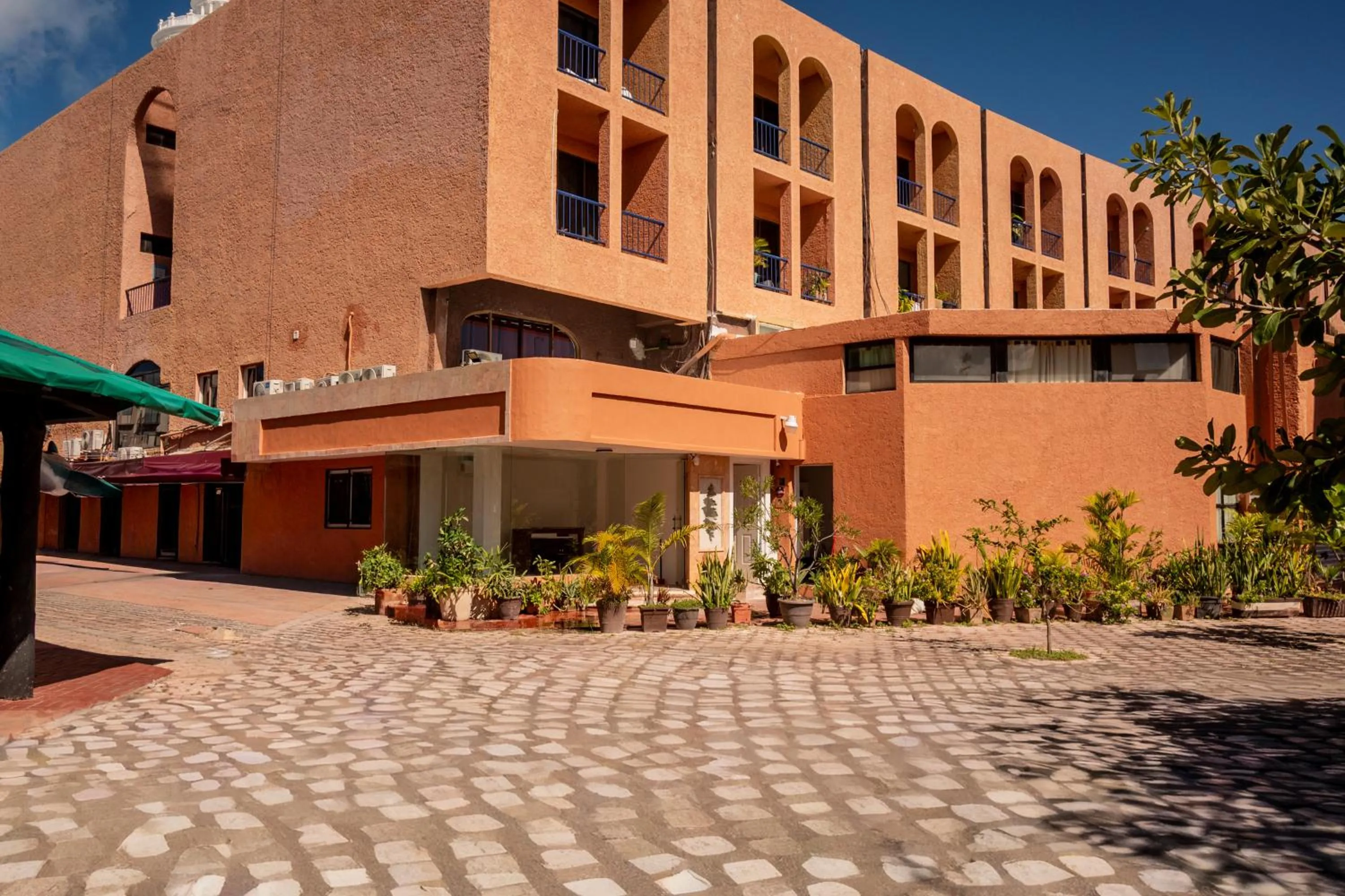 Property building in Cancún Suites Apartments - Hotel Zone