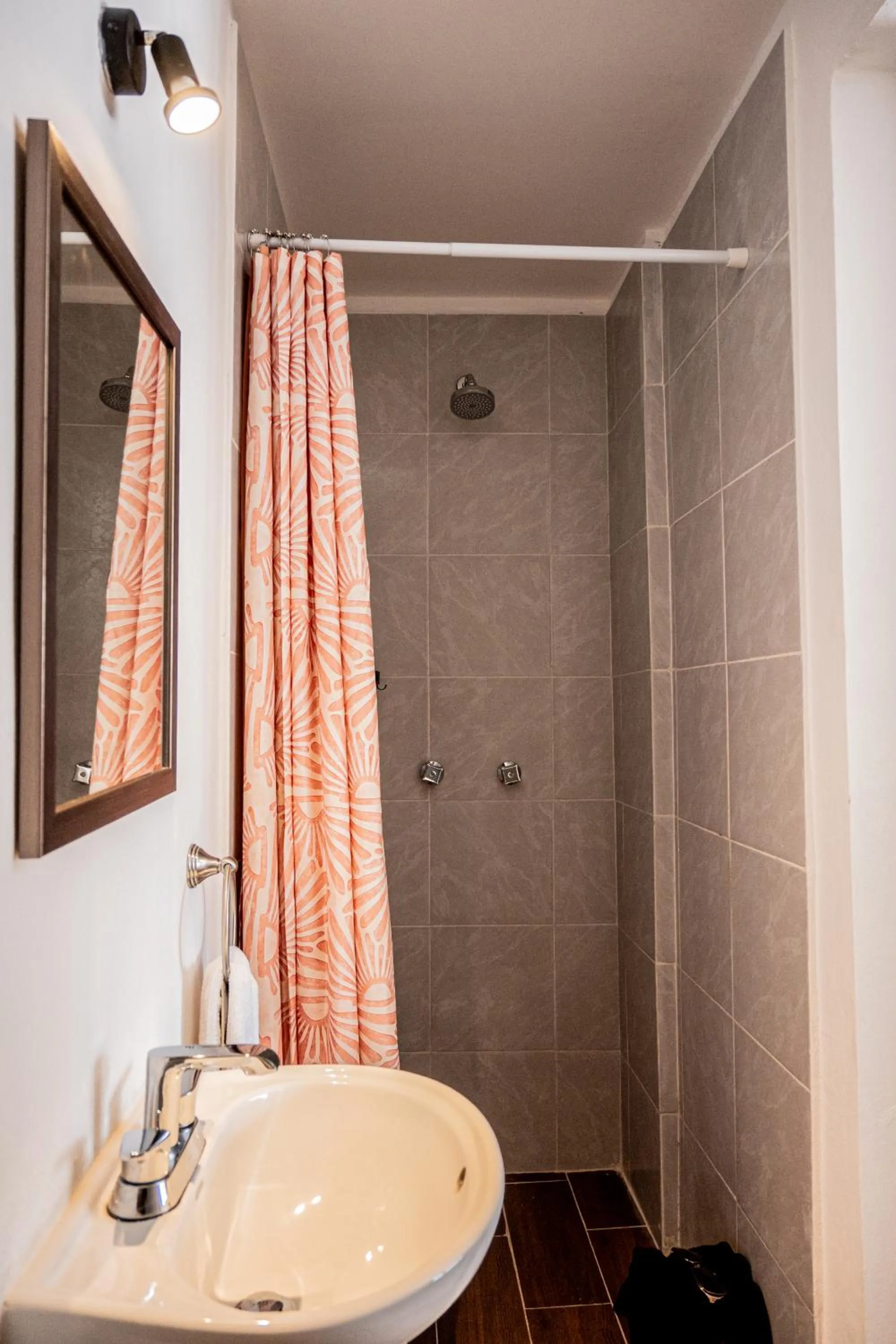 Bathroom in Cancún Suites Apartments - Hotel Zone