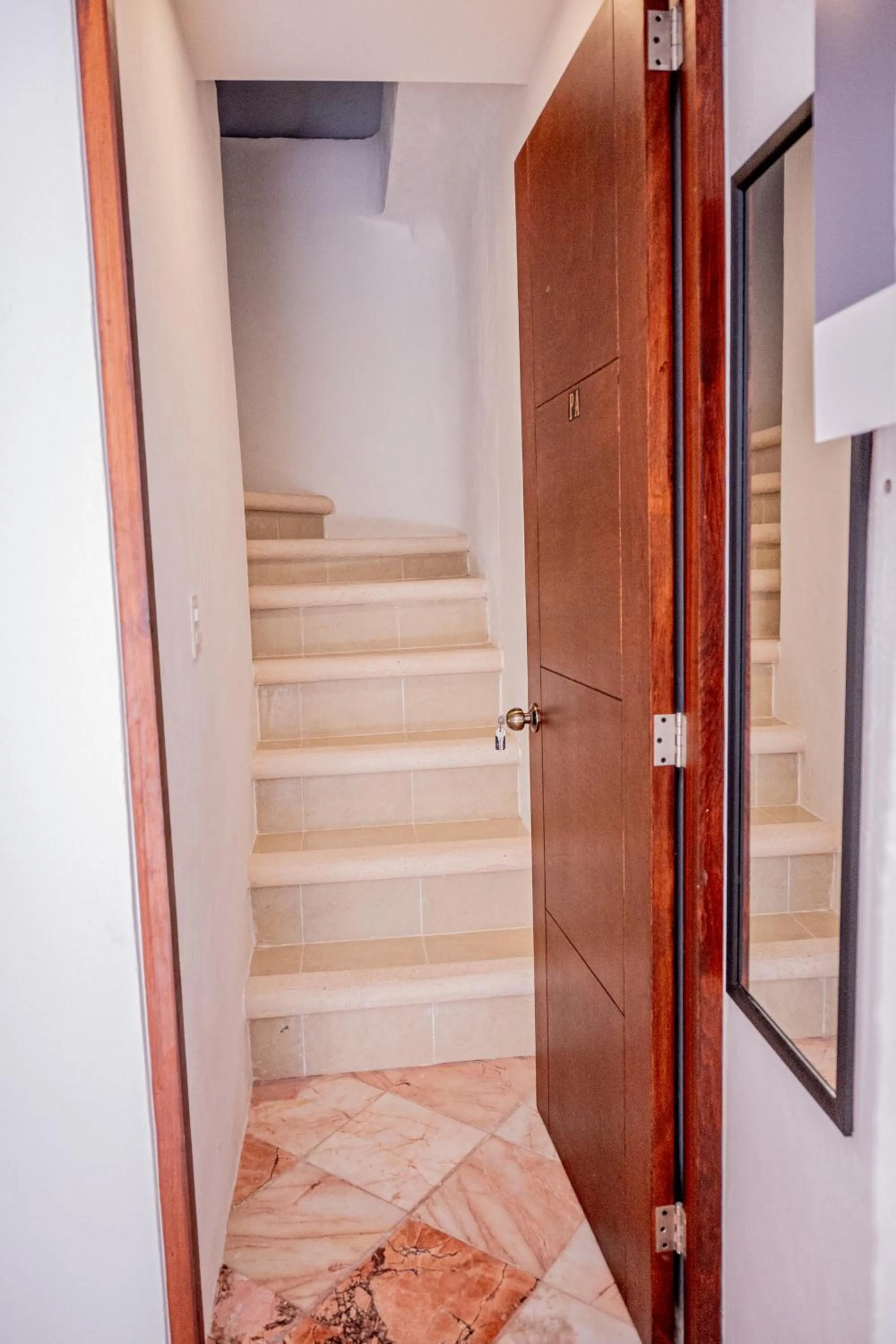 Cancún Suites Apartments - Hotel Zone