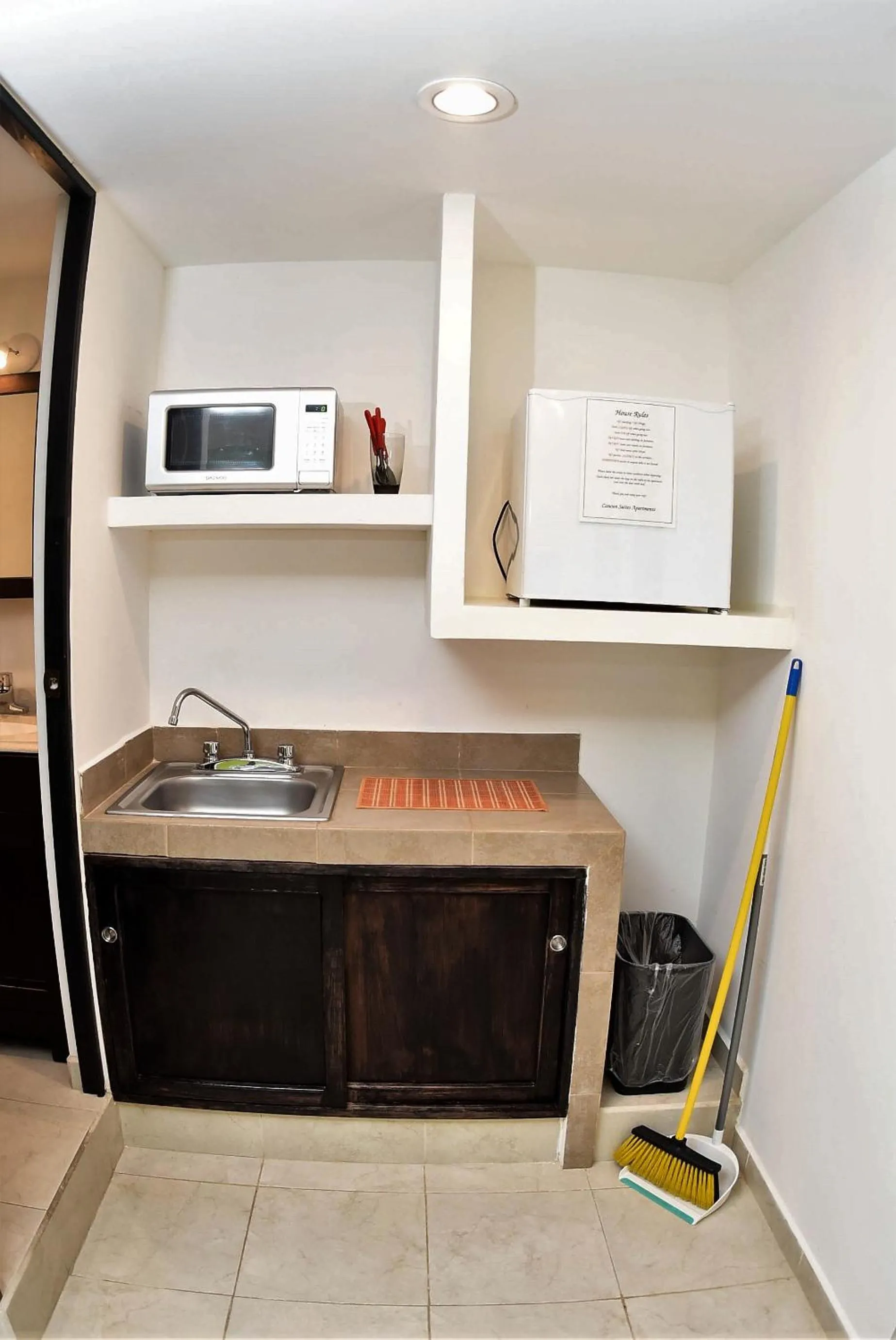 Kitchen or kitchenette in Cancún Suites Apartments - Hotel Zone