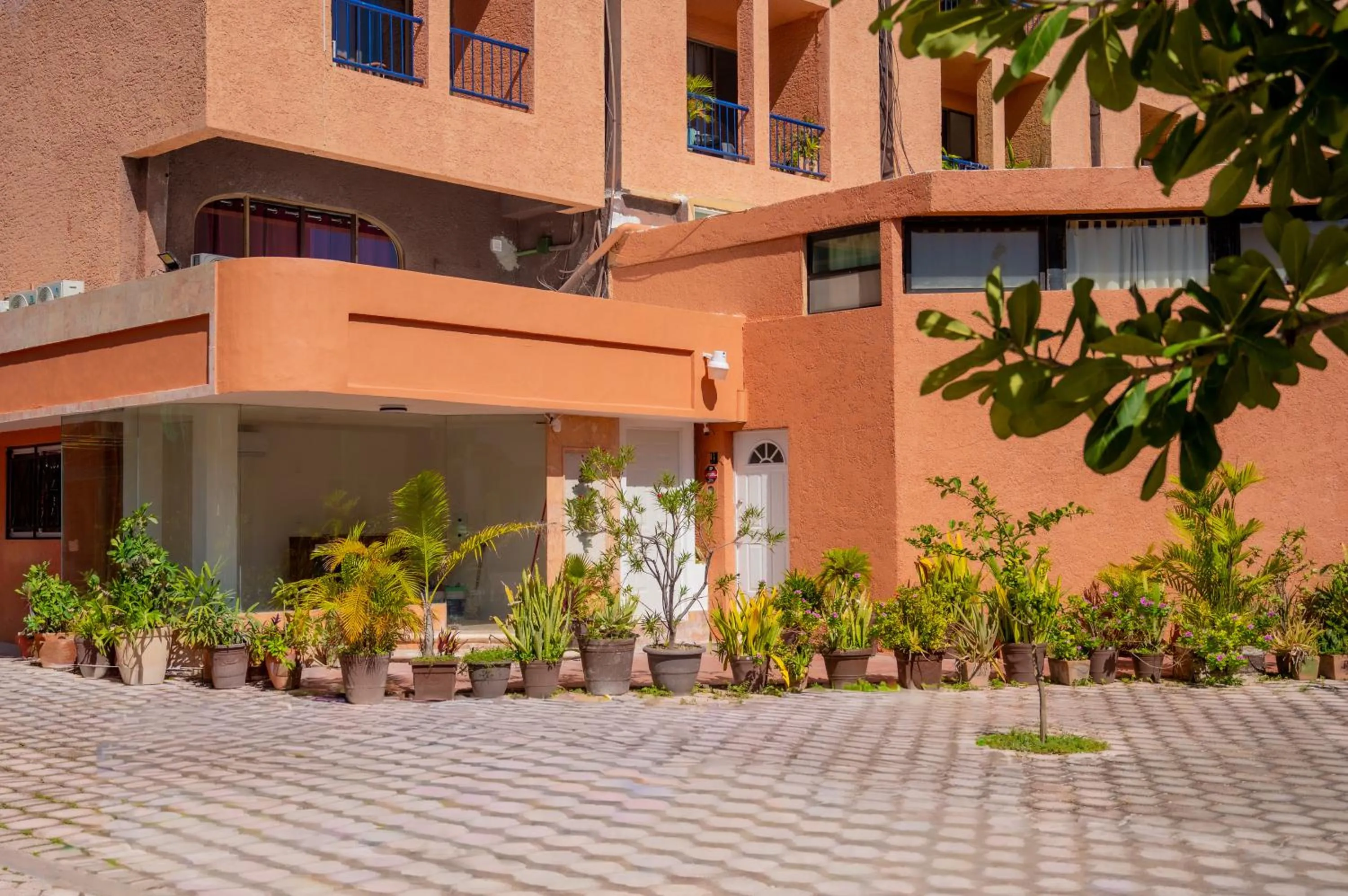 Property building in Cancún Suites Apartments - Hotel Zone