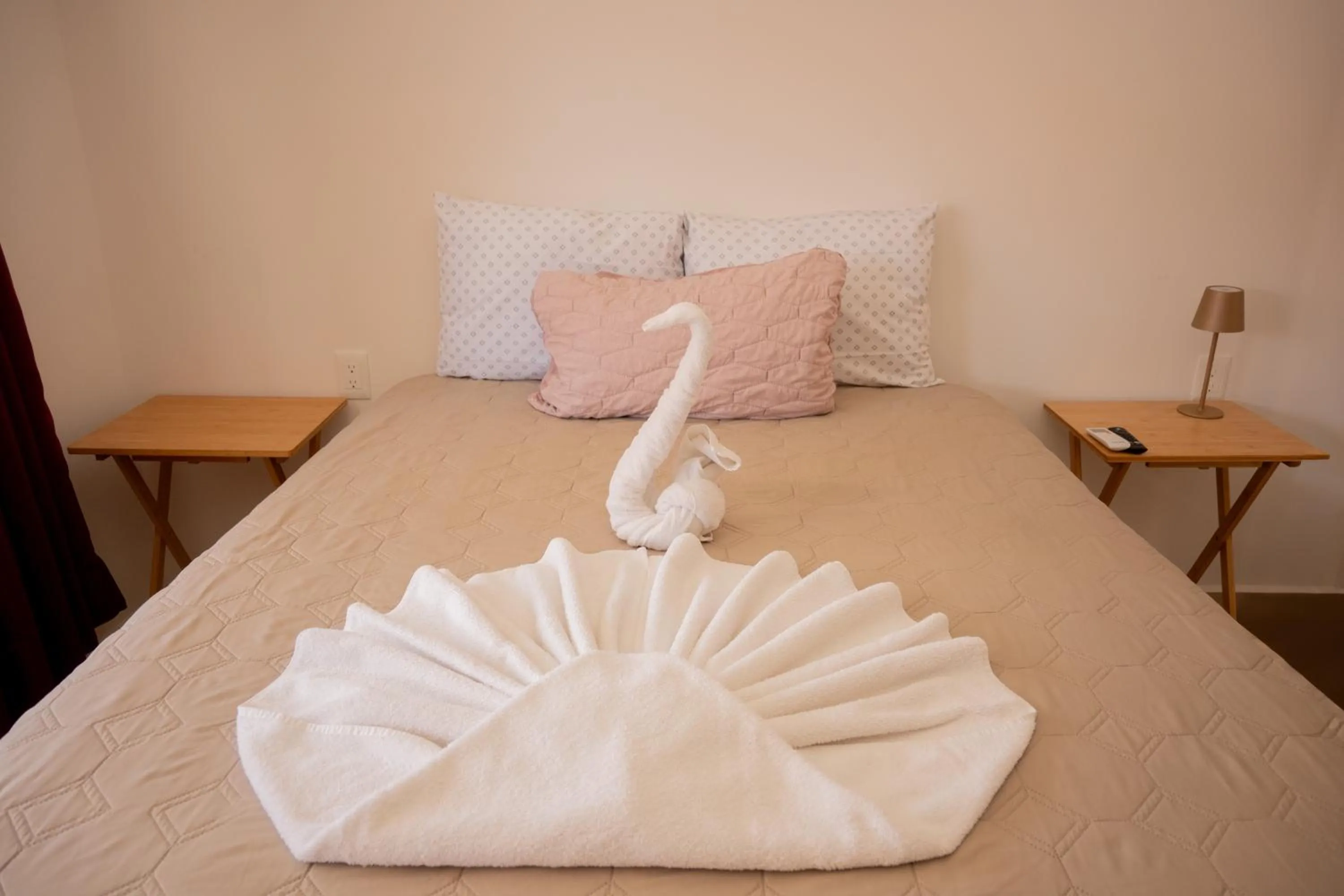 Bed in Cancún Suites Apartments - Hotel Zone