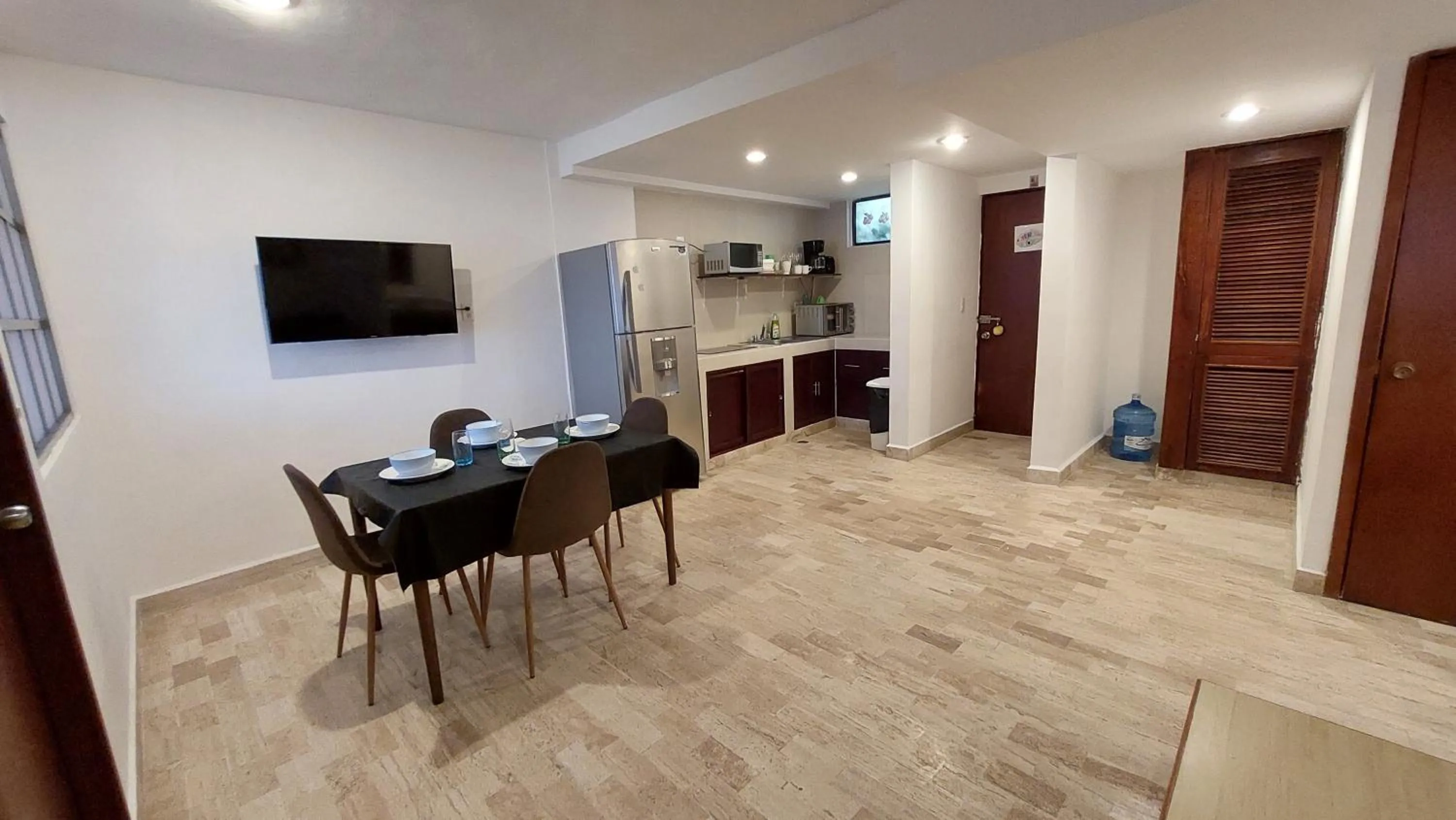 Dining area in Cancún Suites Apartments - Hotel Zone