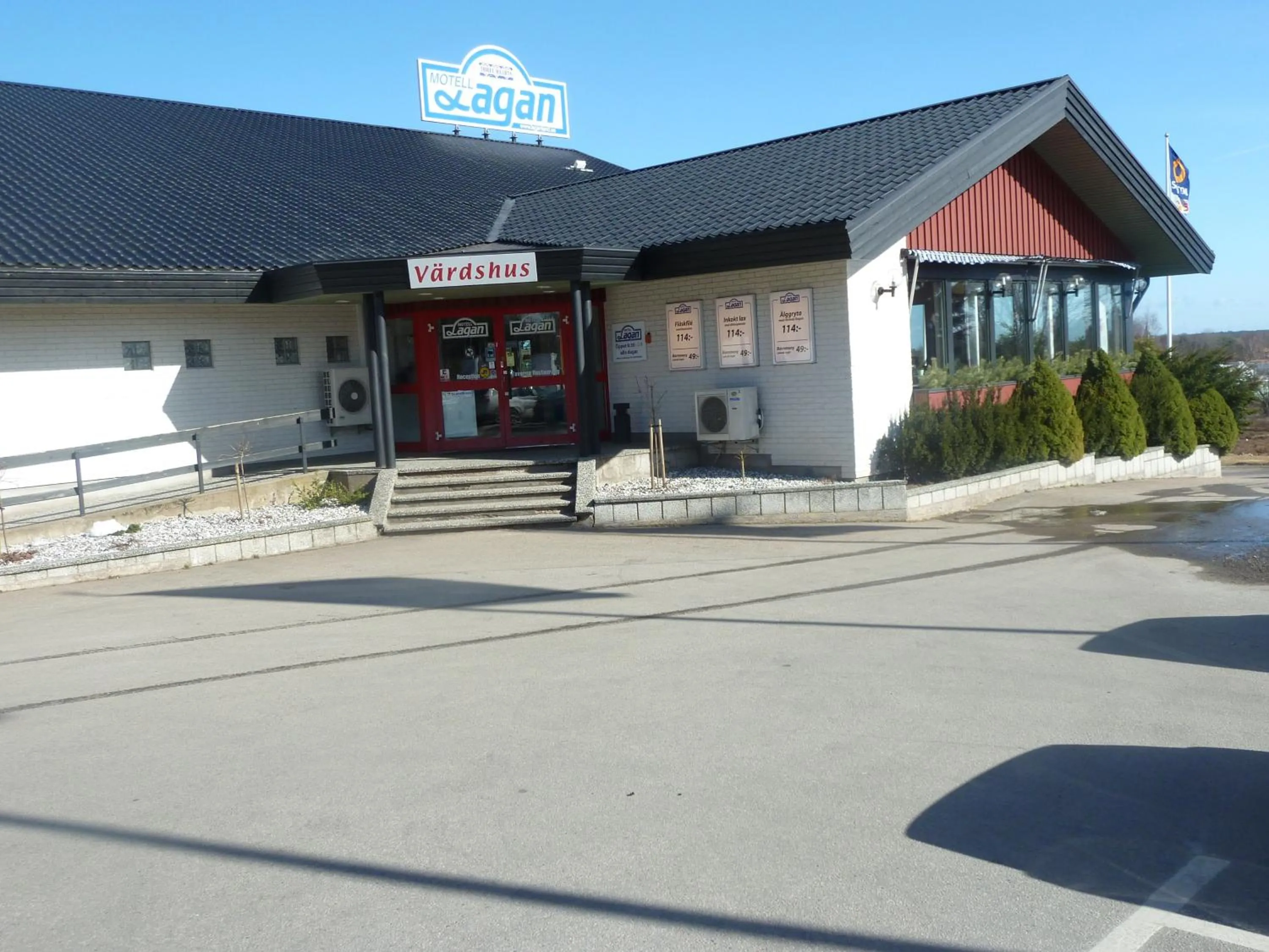 Property building in Sure Hotel by Best Western Lagan