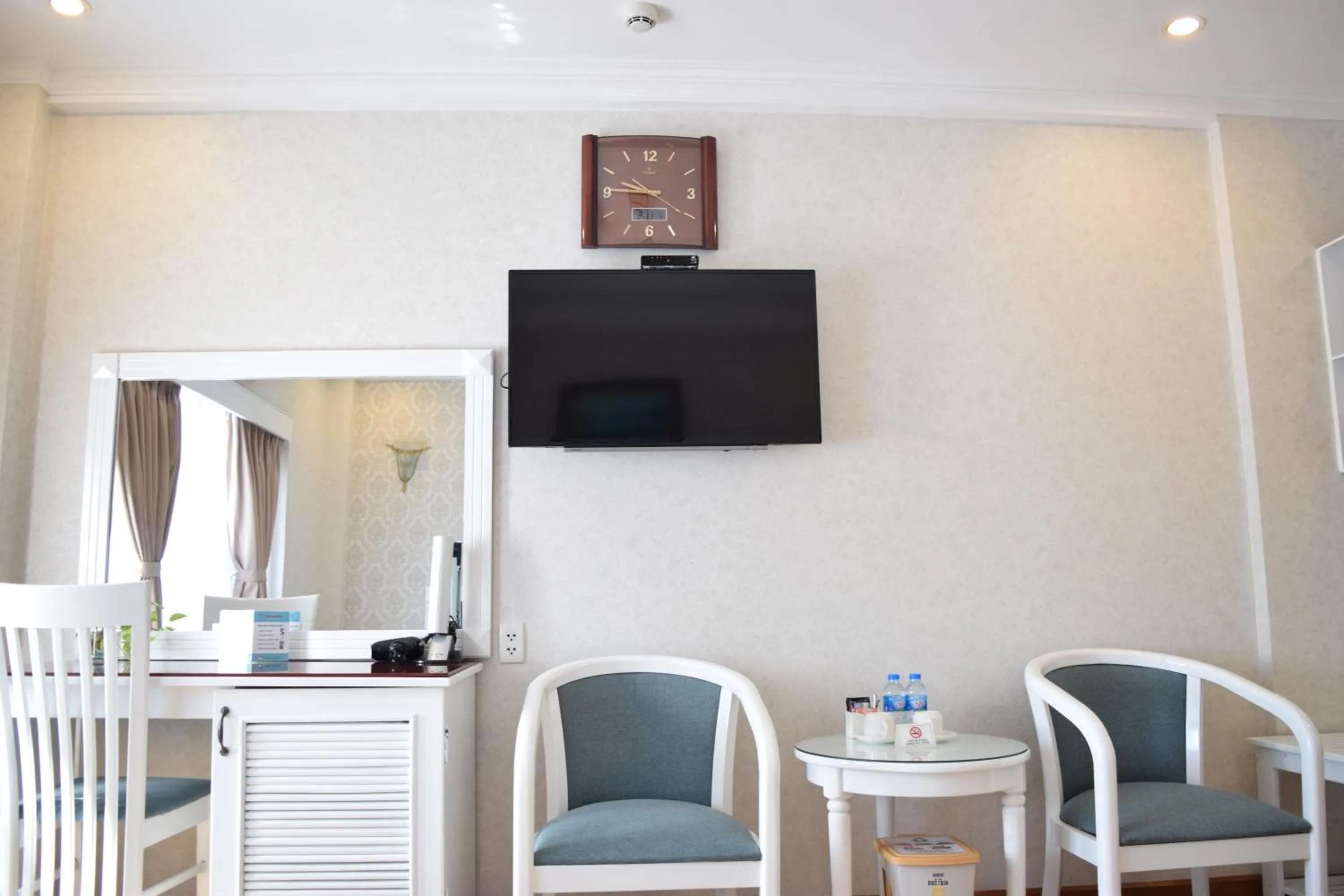 hair dresser in Rang Dong Hotel