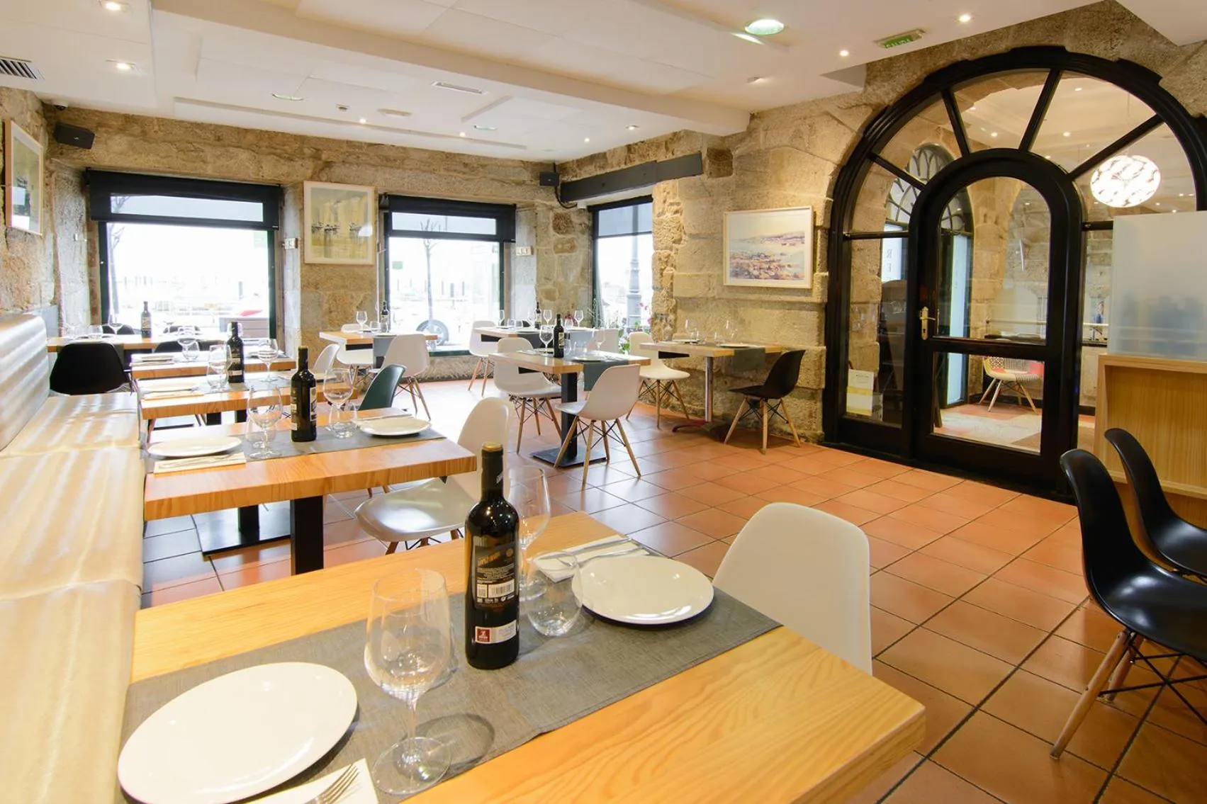 Restaurant/places to eat in Pazo de Mendoza