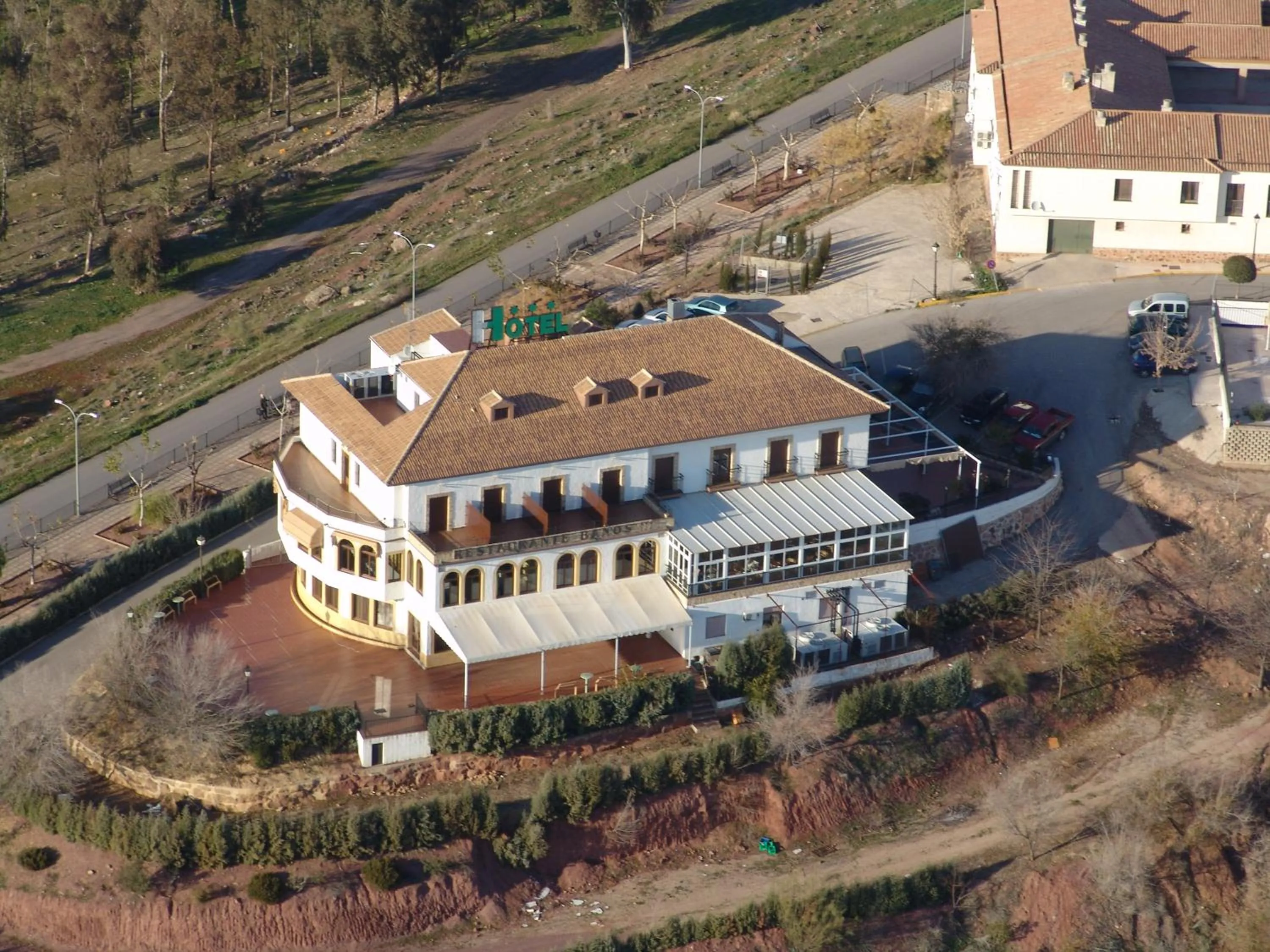 Property building in Hotel Restaurante Baños