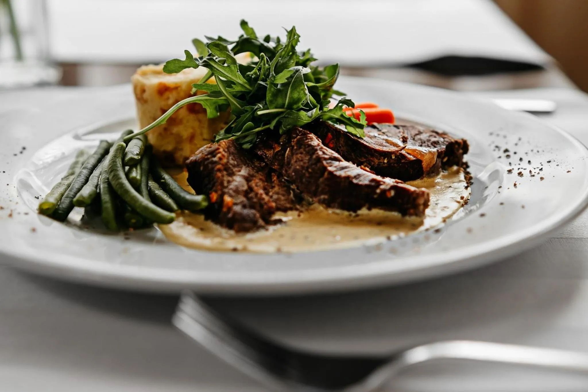 Restaurant/places to eat in Hotel Uroczysko