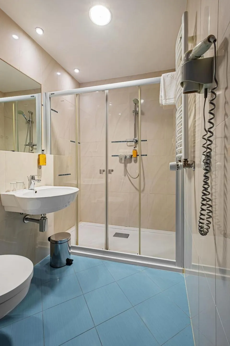 Bathroom in Hotel Uroczysko