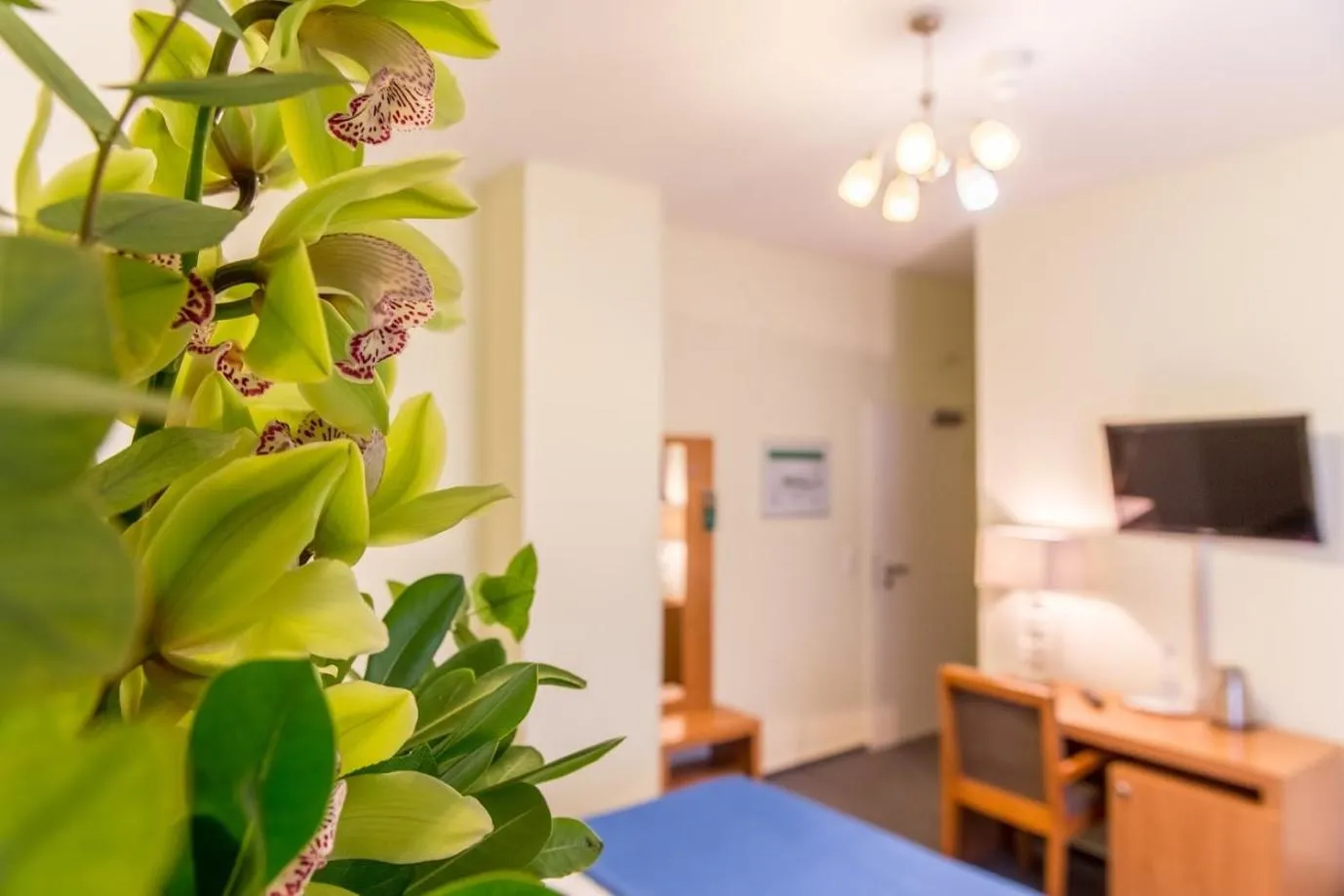 Bedroom, Bed in Hotel Expo Frankfurt City Centre - Self Check-In