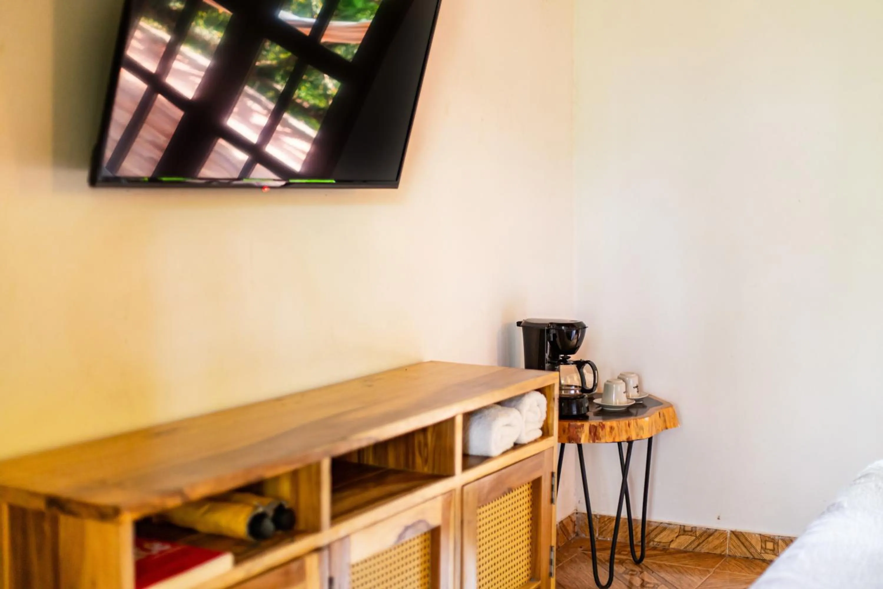 TV and multimedia, Bed in Portales del Tayrona Garden Hotel