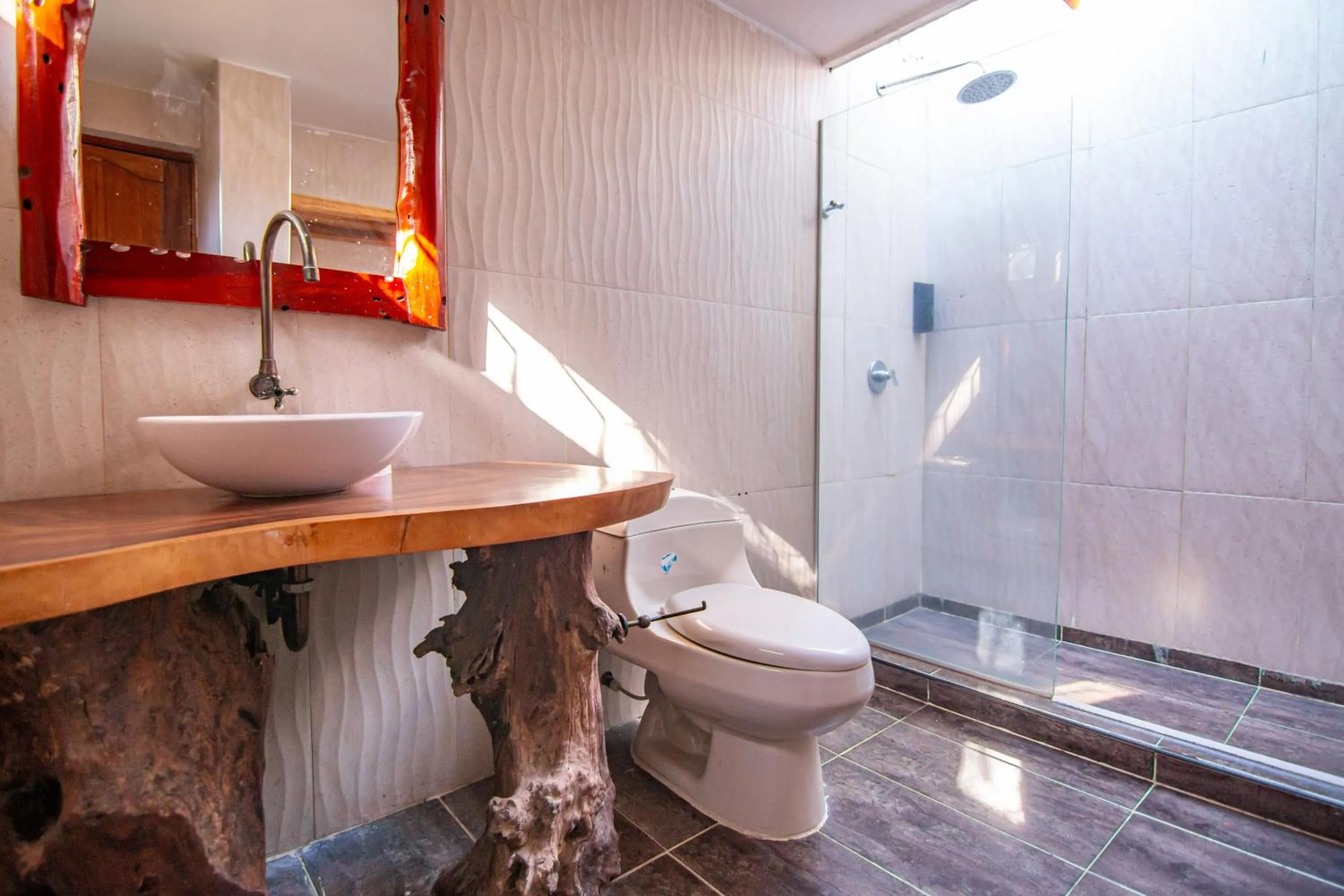 Shower in Portales del Tayrona Garden Hotel