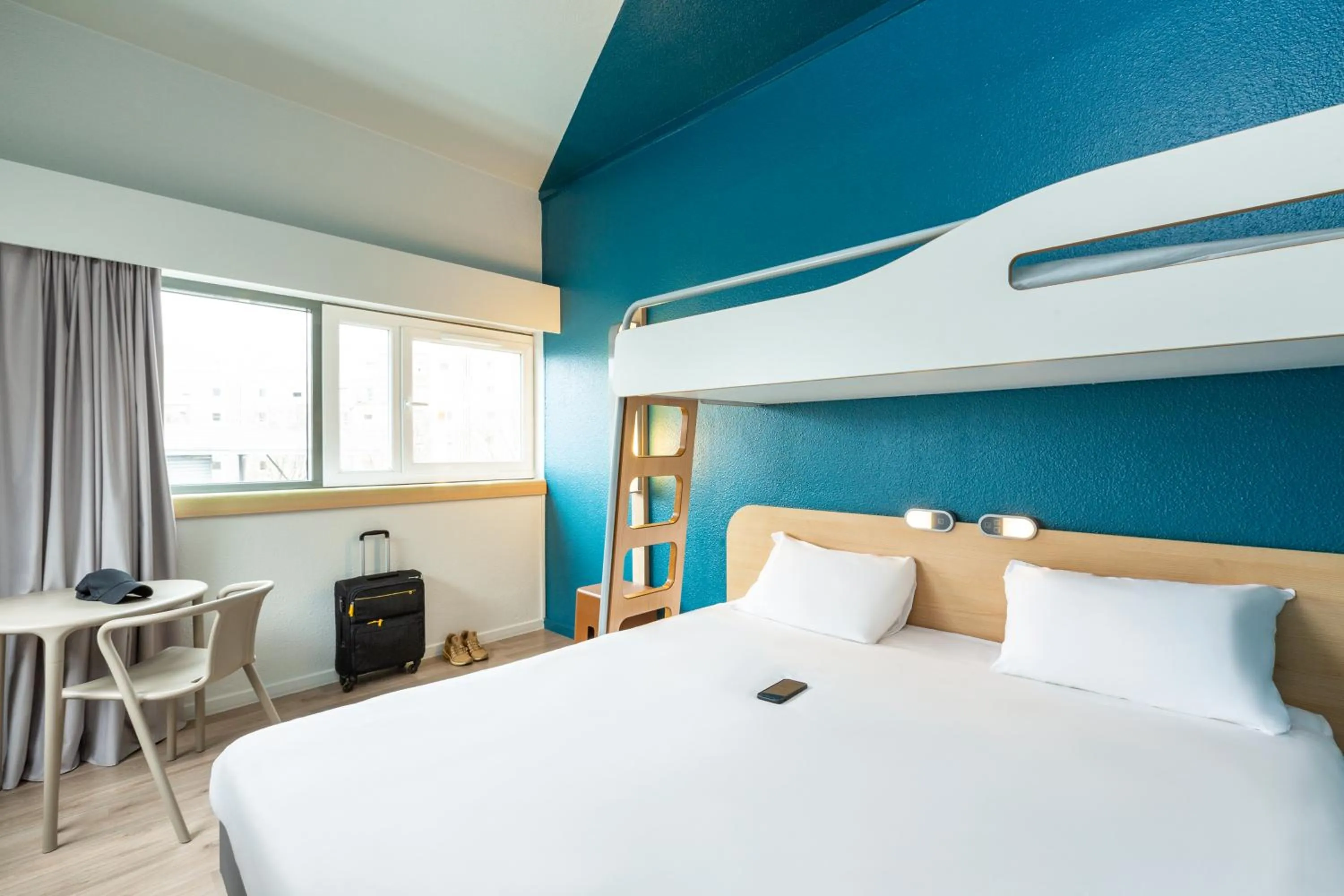 Photo of the whole room, Bed in ibis budget Paris Porte de Pantin