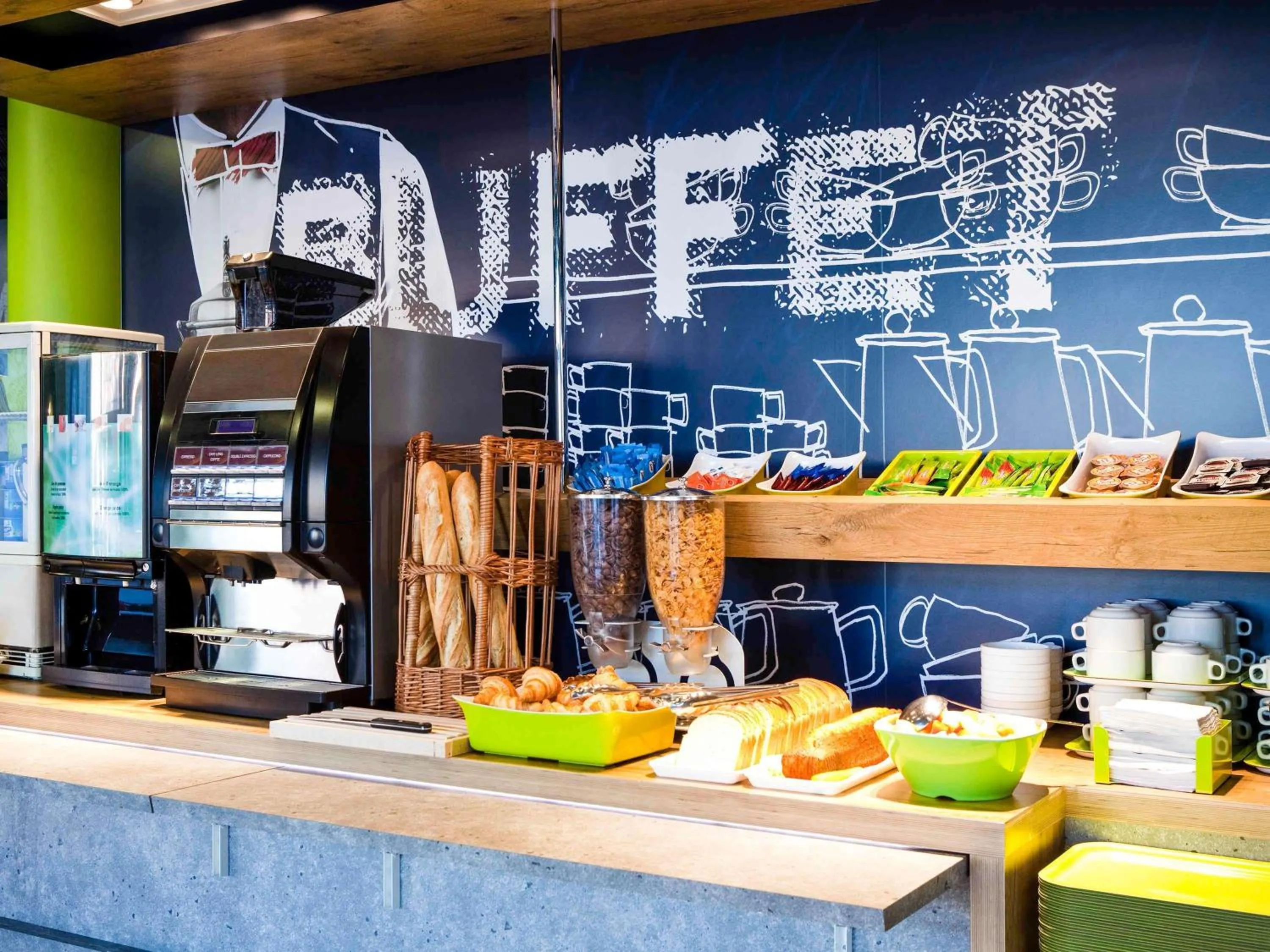 Breakfast in ibis budget Paris Porte de Pantin