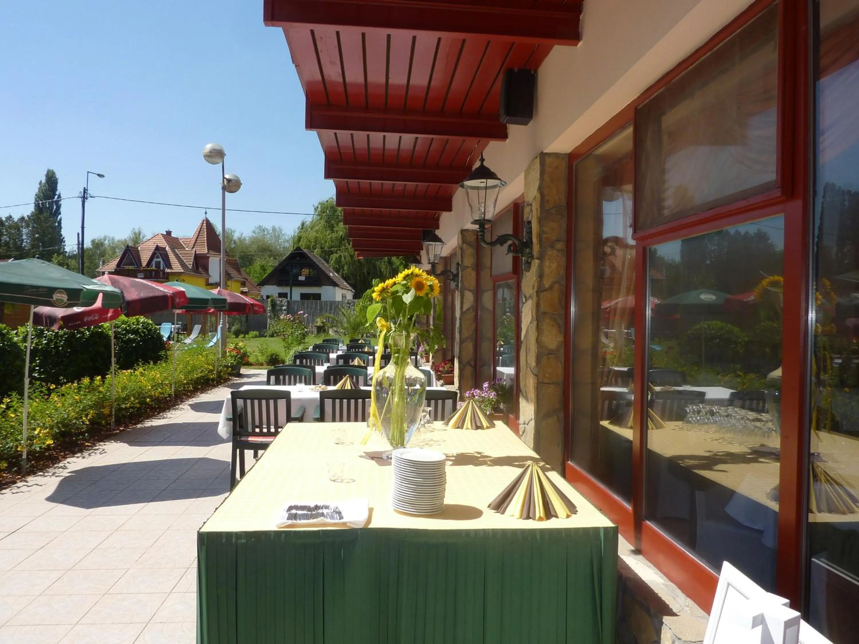 Banquet/Function facilities in Zsanett Hotel