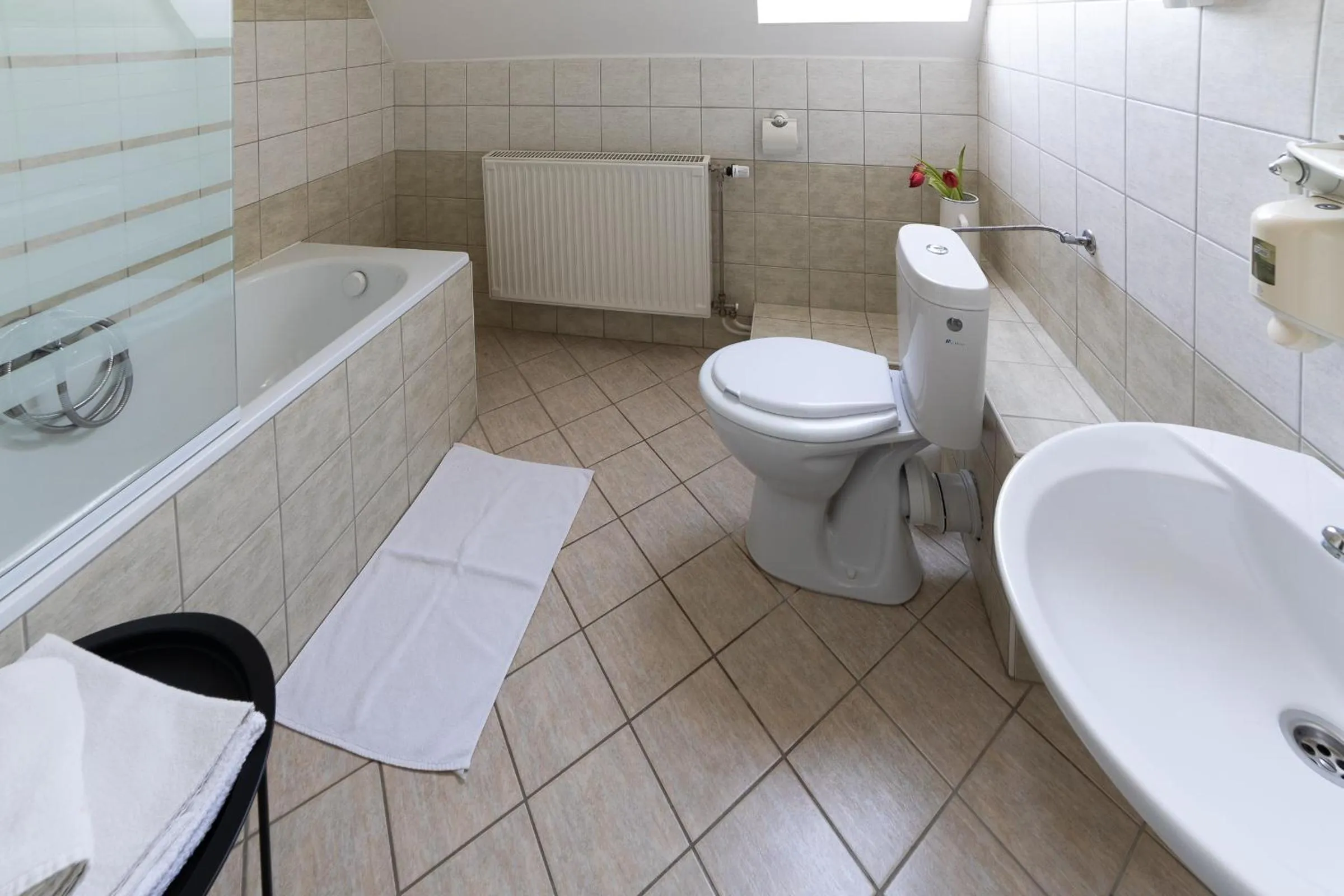 Bathroom in Zsanett Hotel