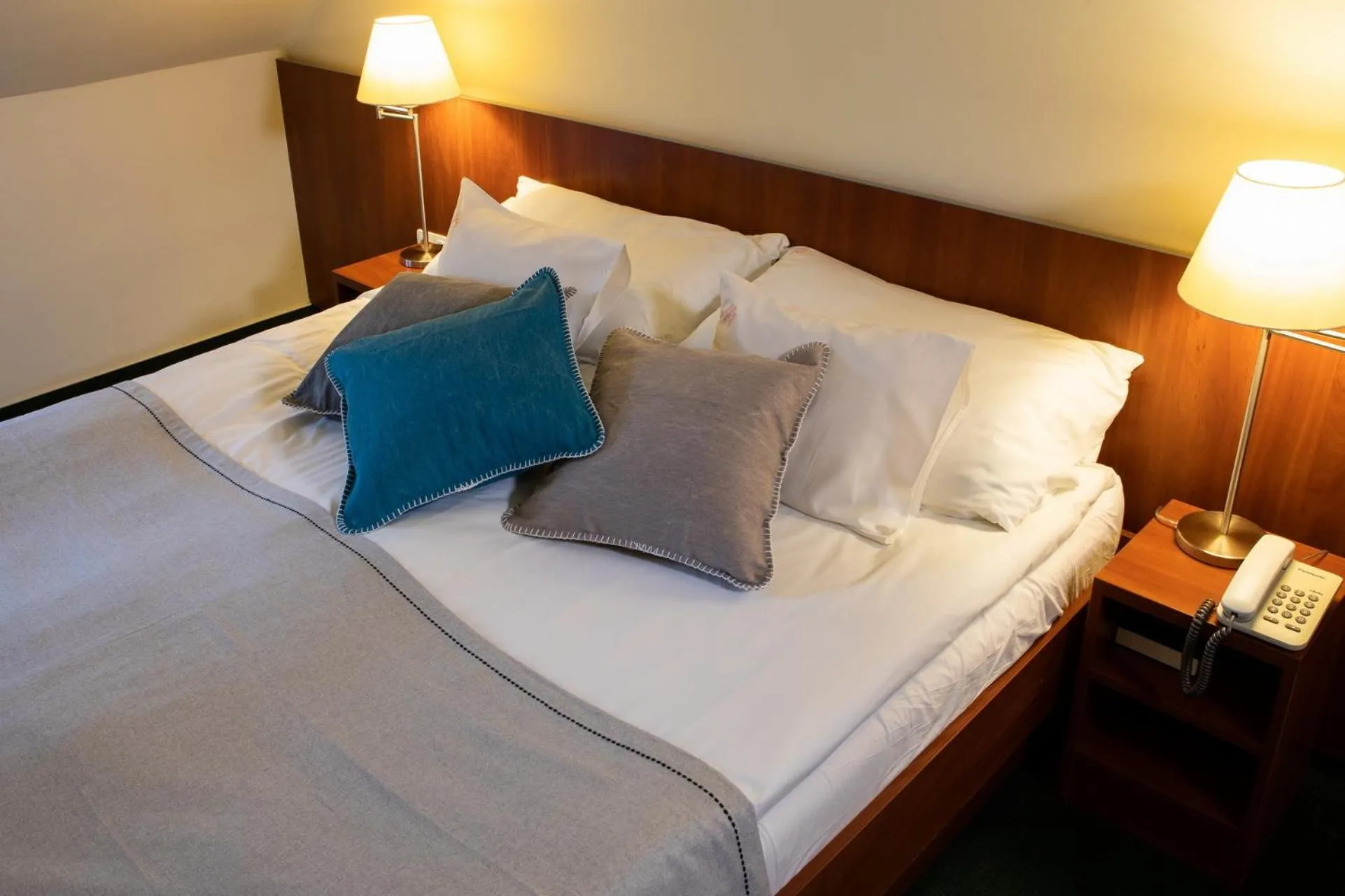 Bed in Zsanett Hotel