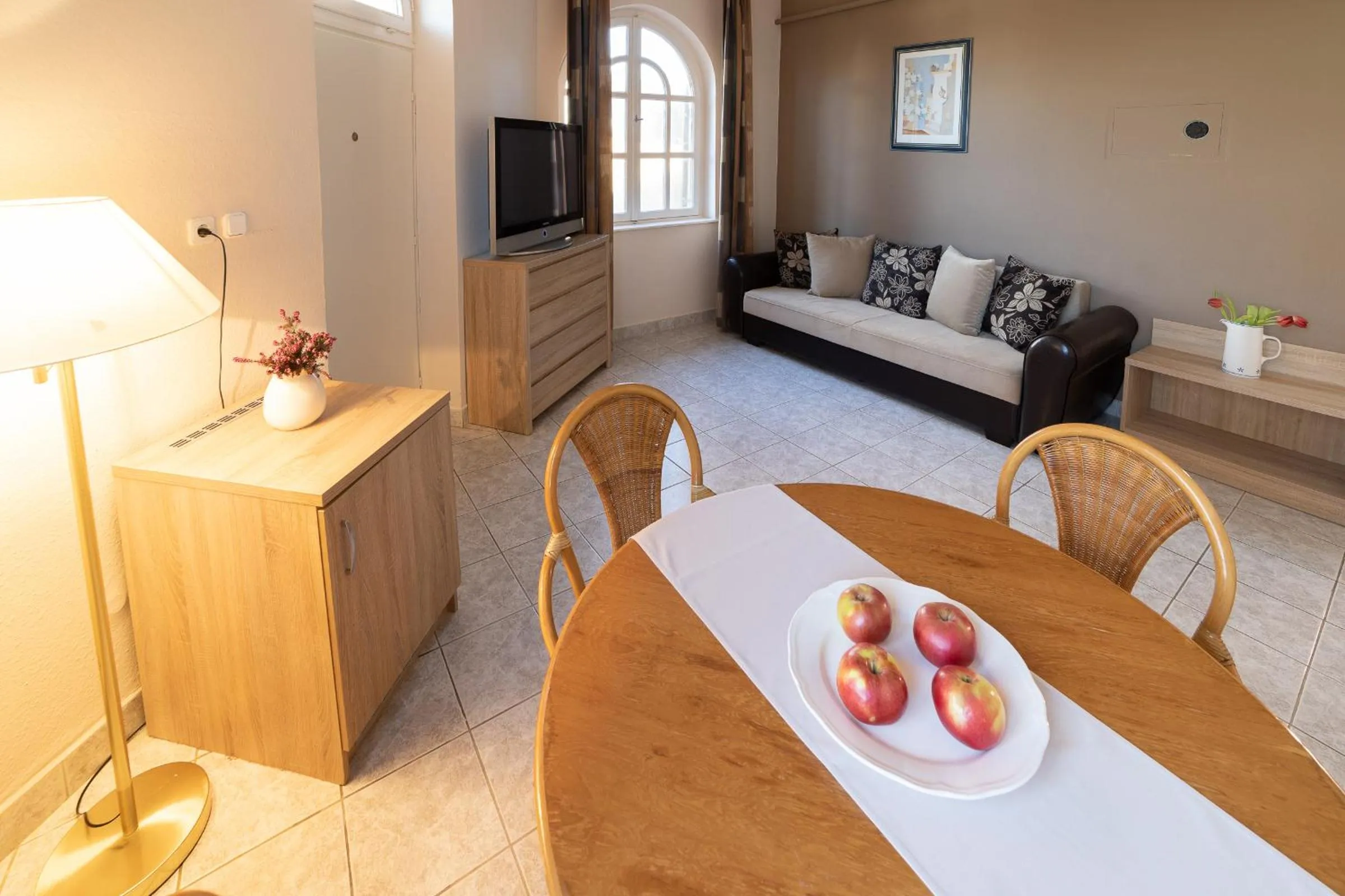 Living room in Zsanett Hotel