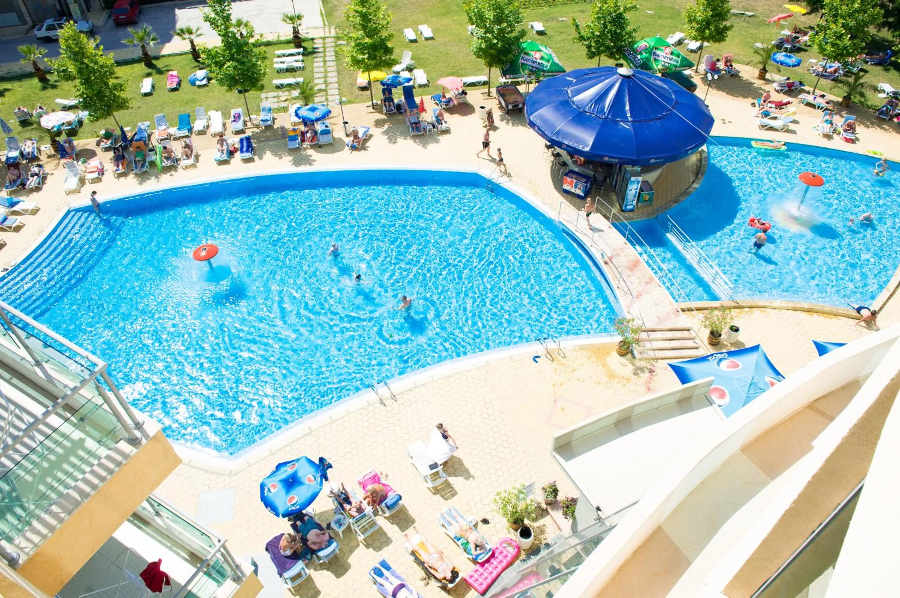 Swimming pool in Ivana Palace Hotel - Free Parking