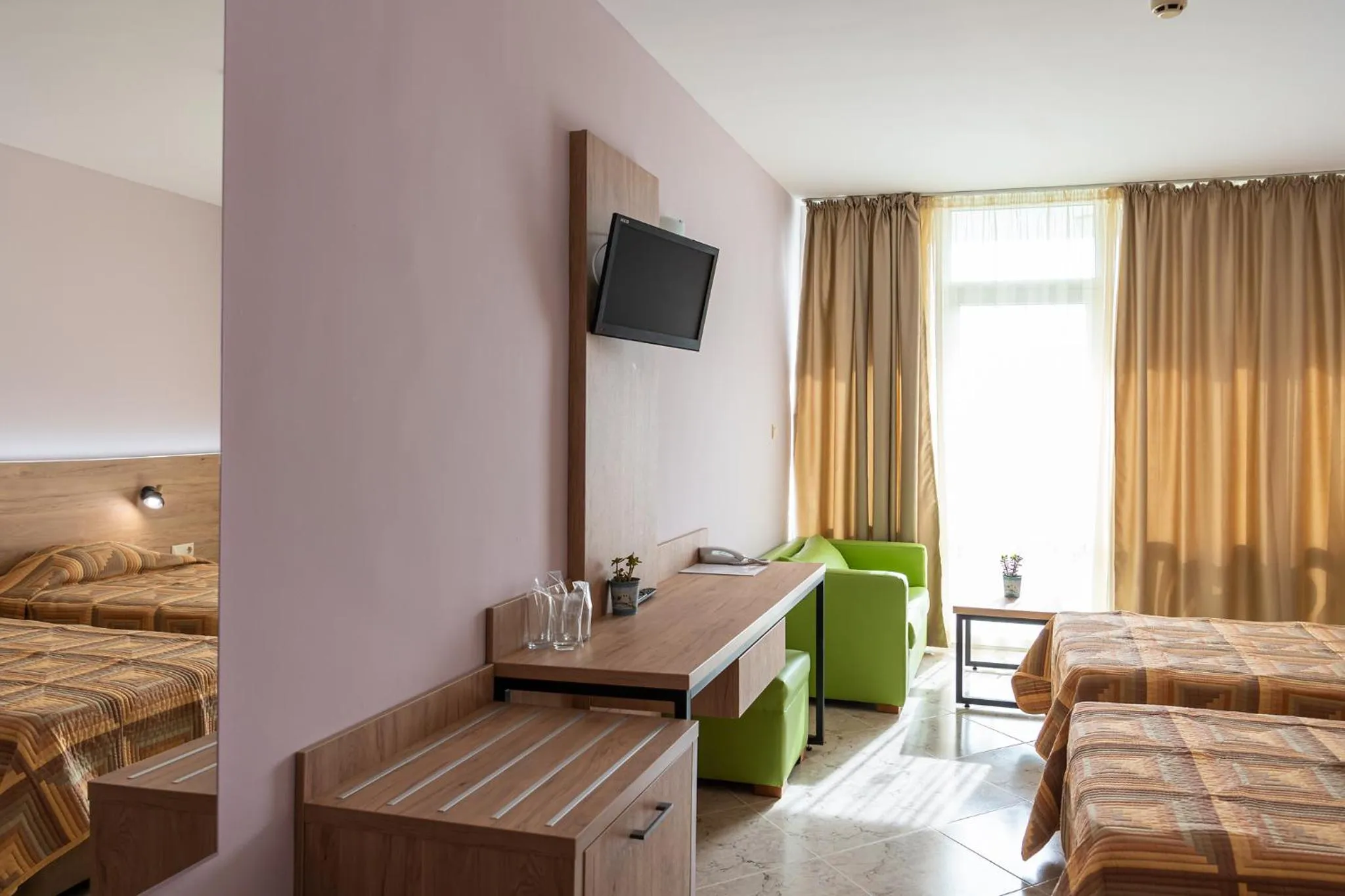 Bedroom, Bed in Ivana Palace Hotel - Free Parking