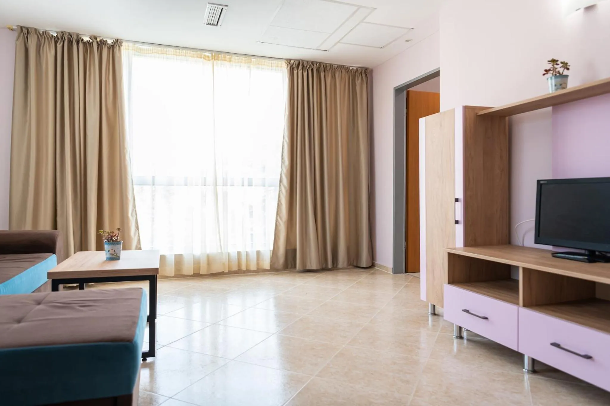 Seating area in Ivana Palace Hotel - Free Parking