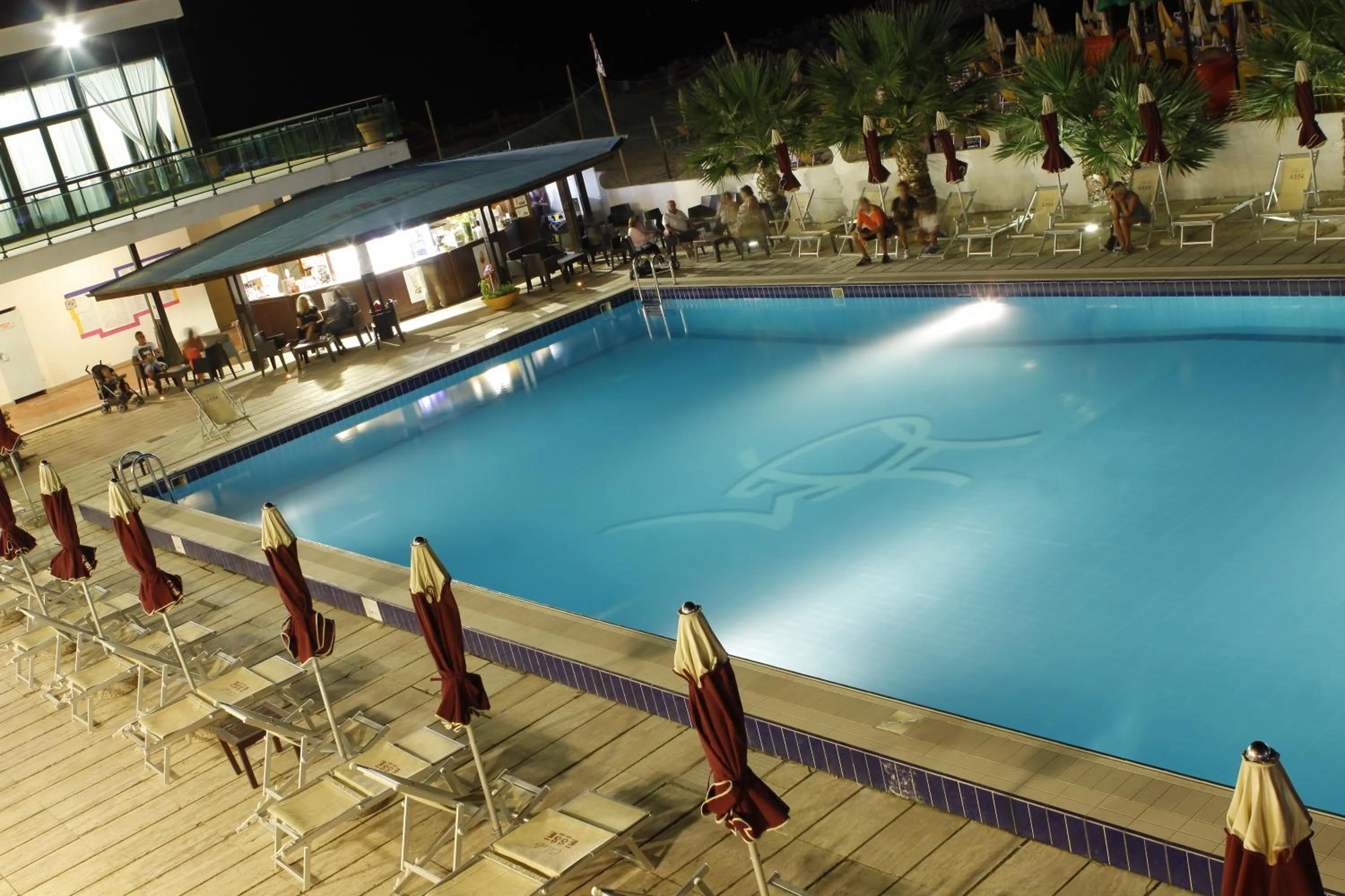 Swimming pool in Club Esse Mediterraneo