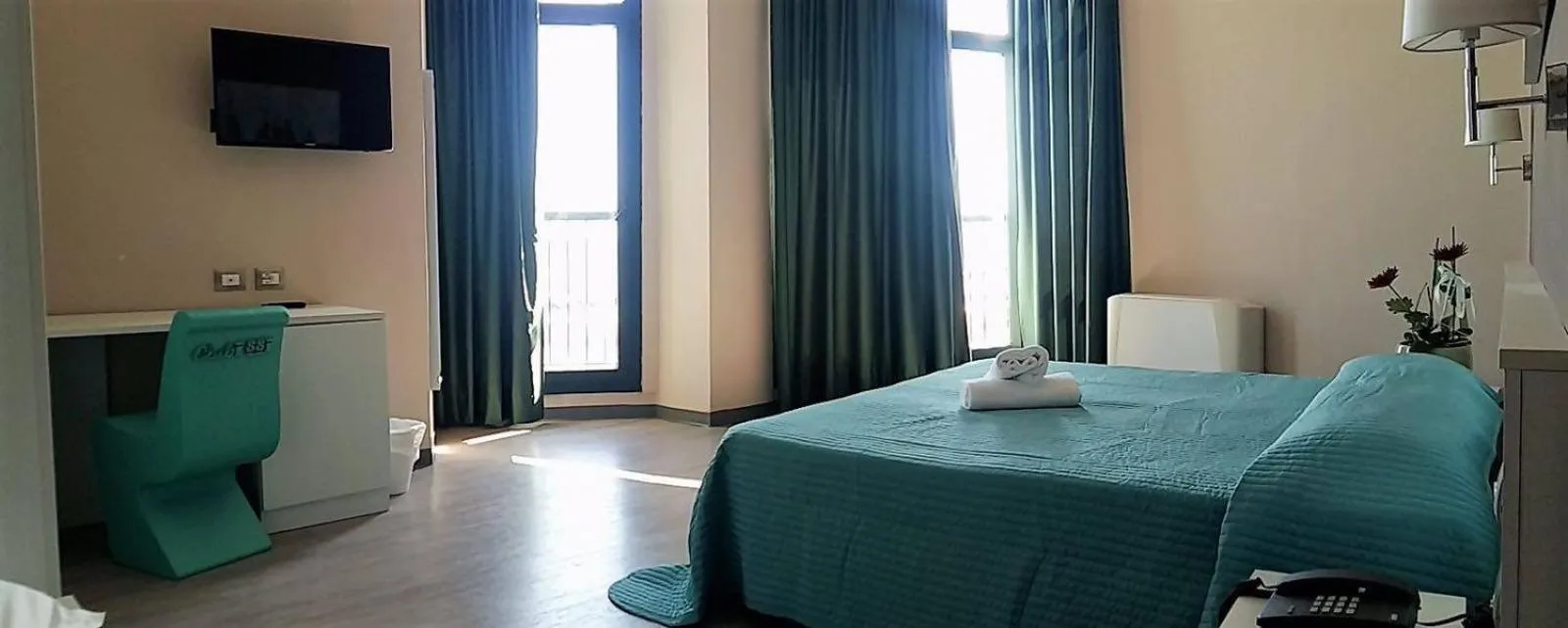 Bedroom in Club Esse Mediterraneo