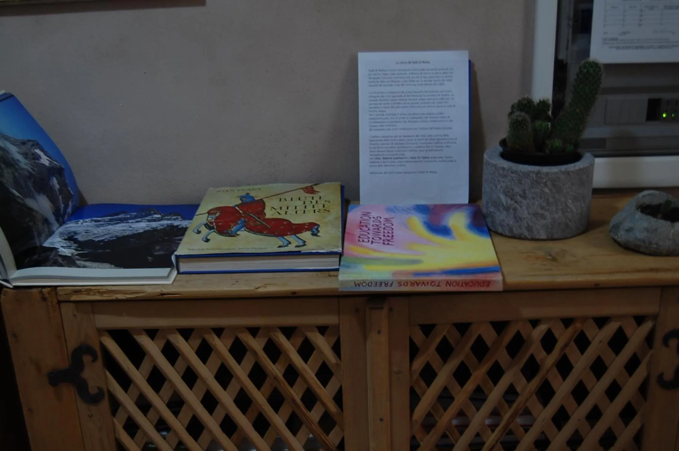 Decorative detail in B&B Al Mulino