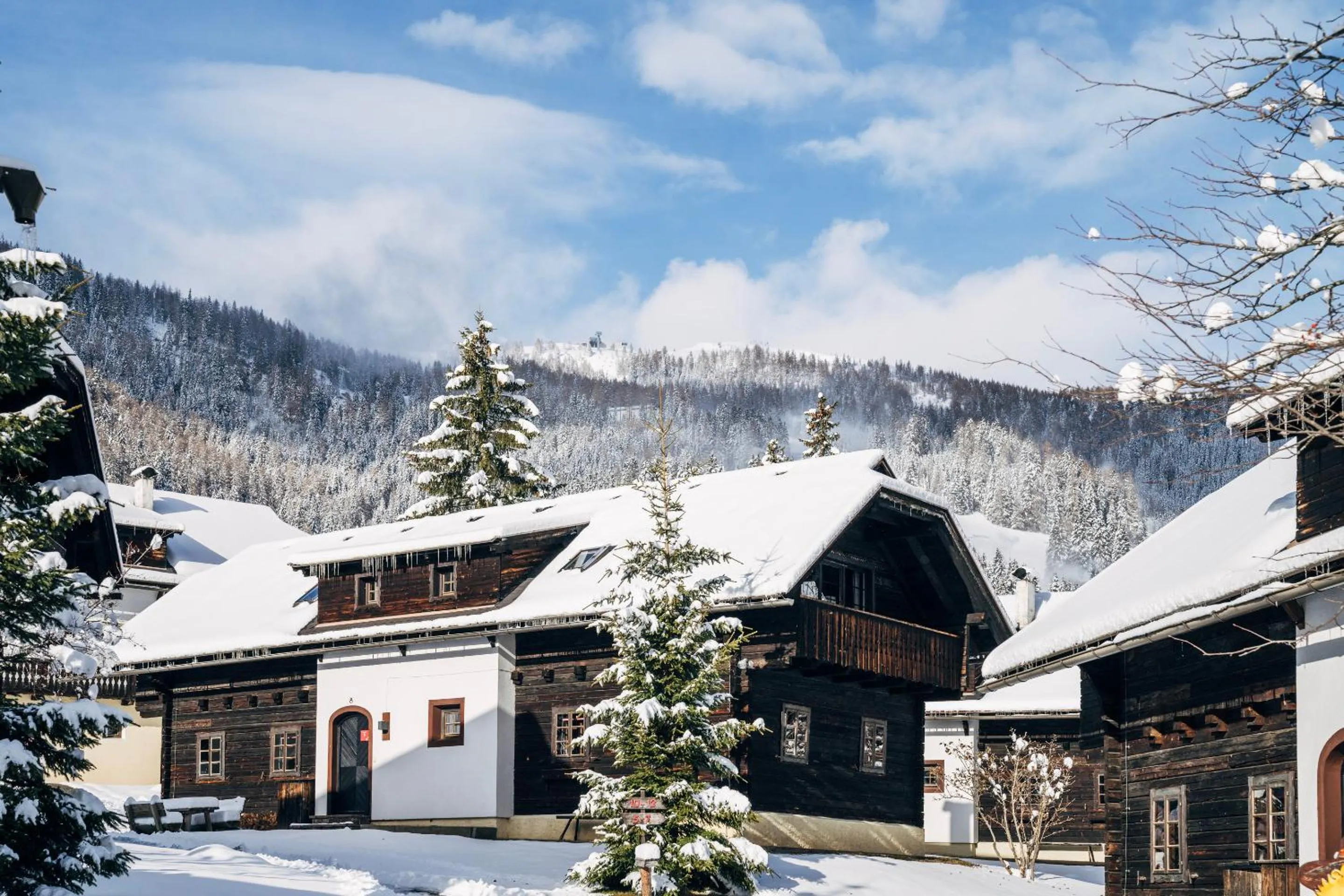 Property building in Slow Travel Resort Kirchleitn - OBERKIRCHLEITN