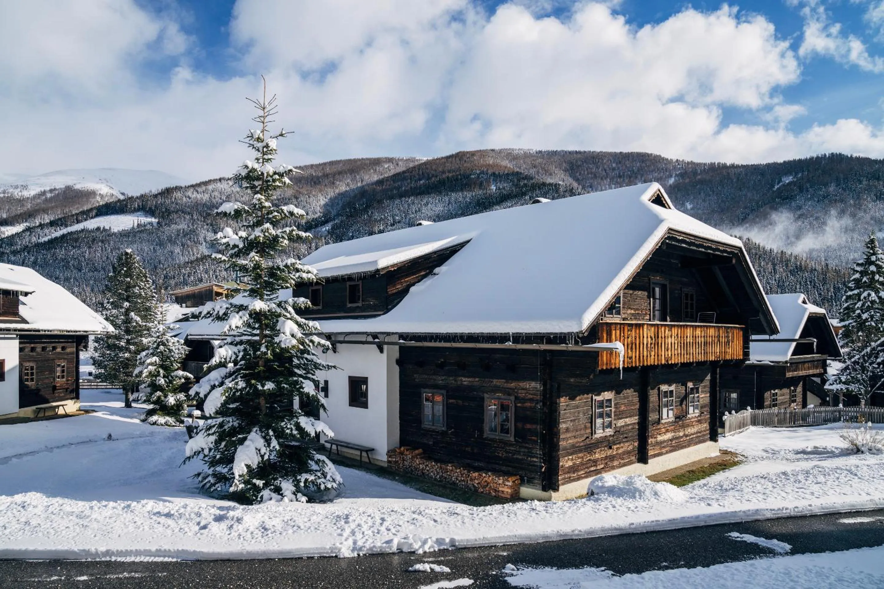 Property building in Slow Travel Resort Kirchleitn - OBERKIRCHLEITN