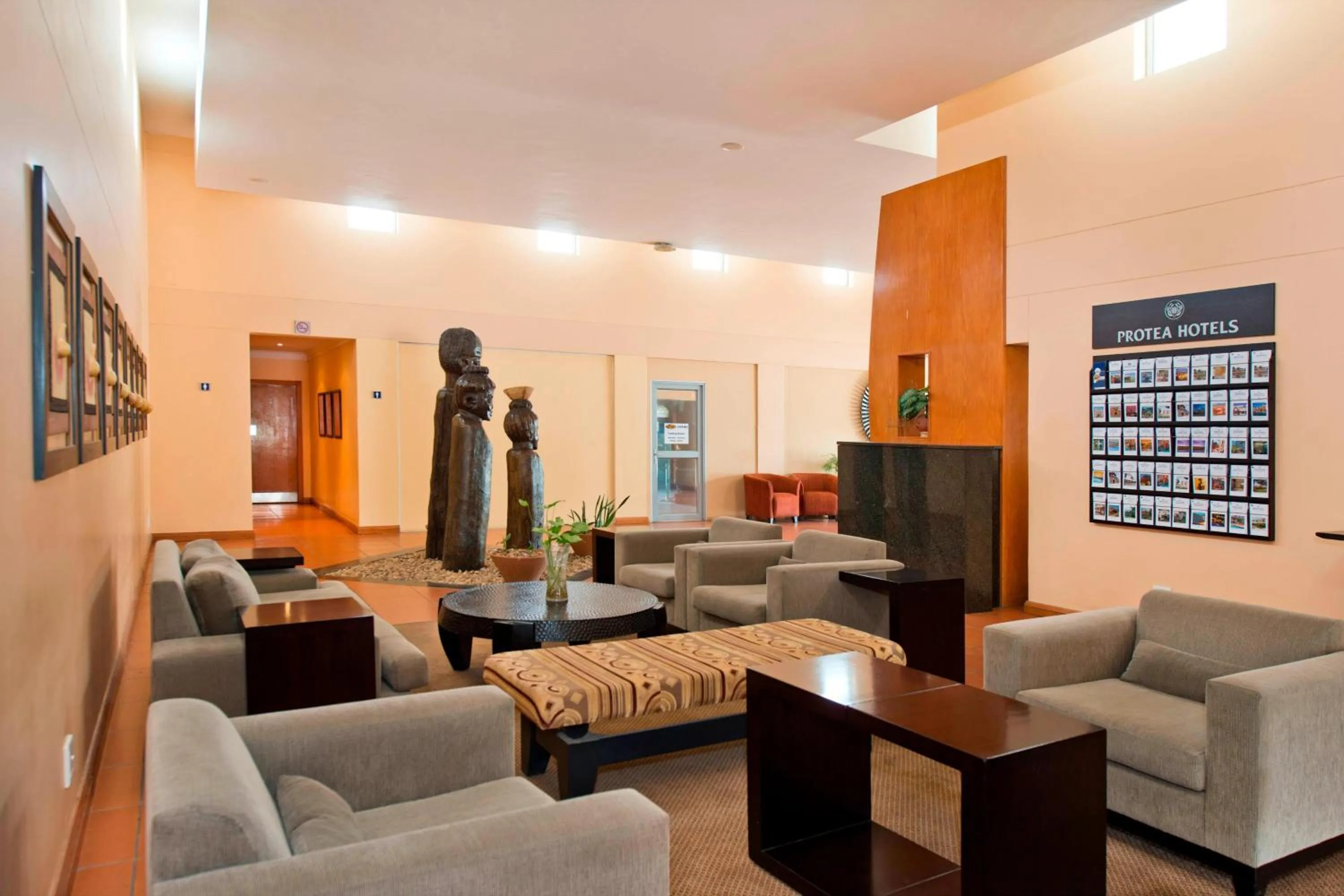 Lobby or reception in Protea Hotel by Marriott Ondangwa