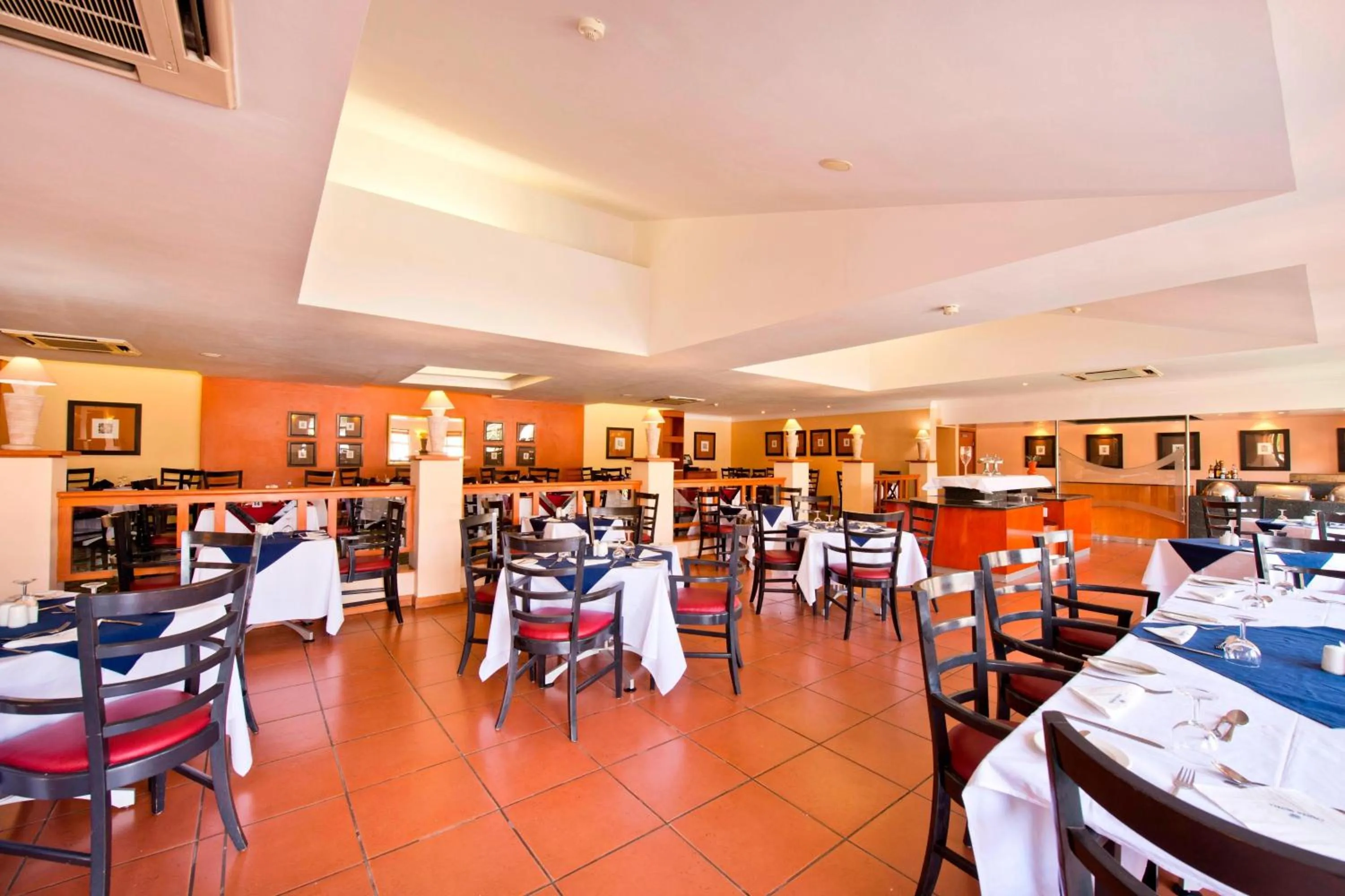Restaurant/places to eat in Protea Hotel by Marriott Ondangwa