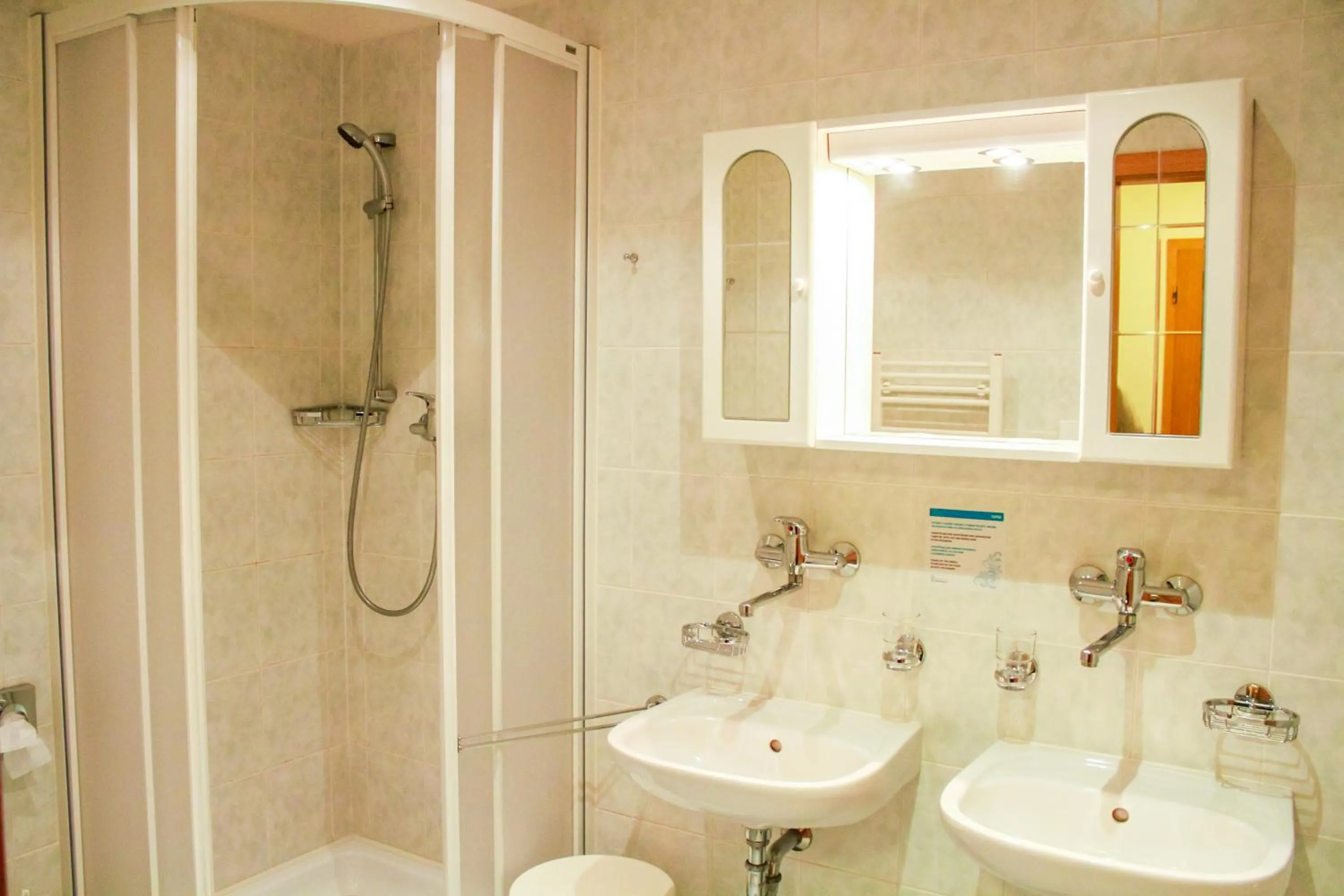 Bathroom in Hotel Astoria