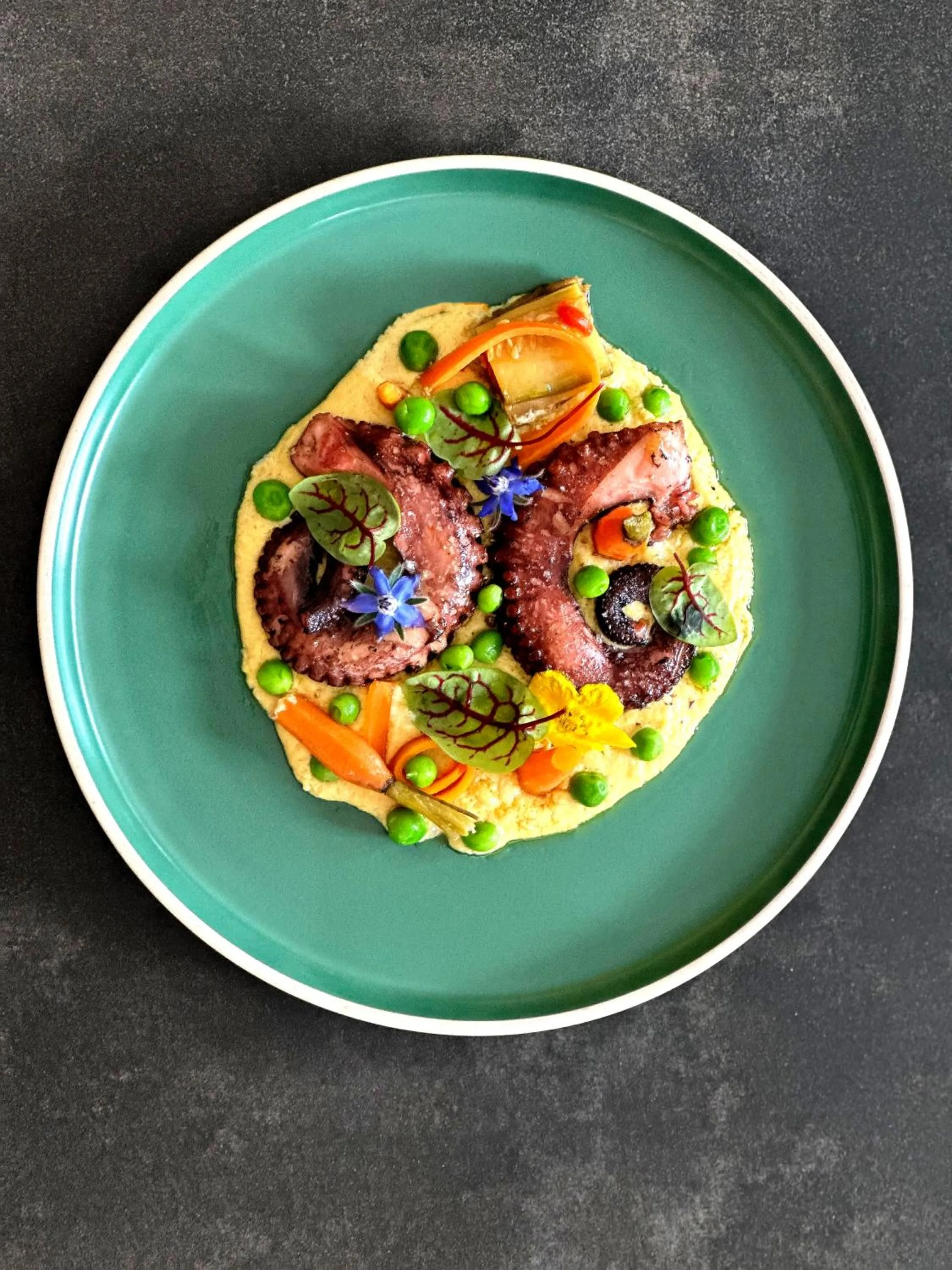 Fleur De Neige Châtel