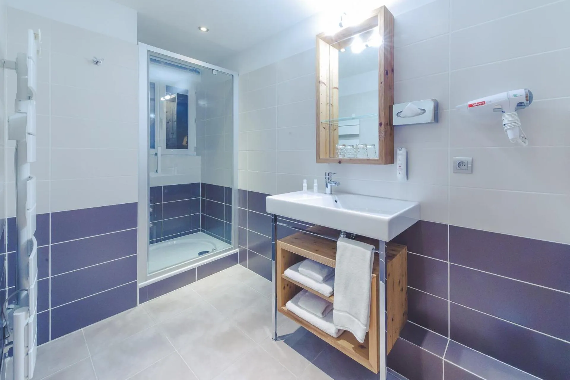 Fleur De Neige Châtel